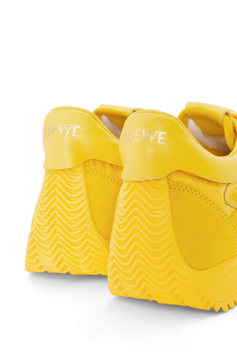 Flow runner in suede and nylon 4