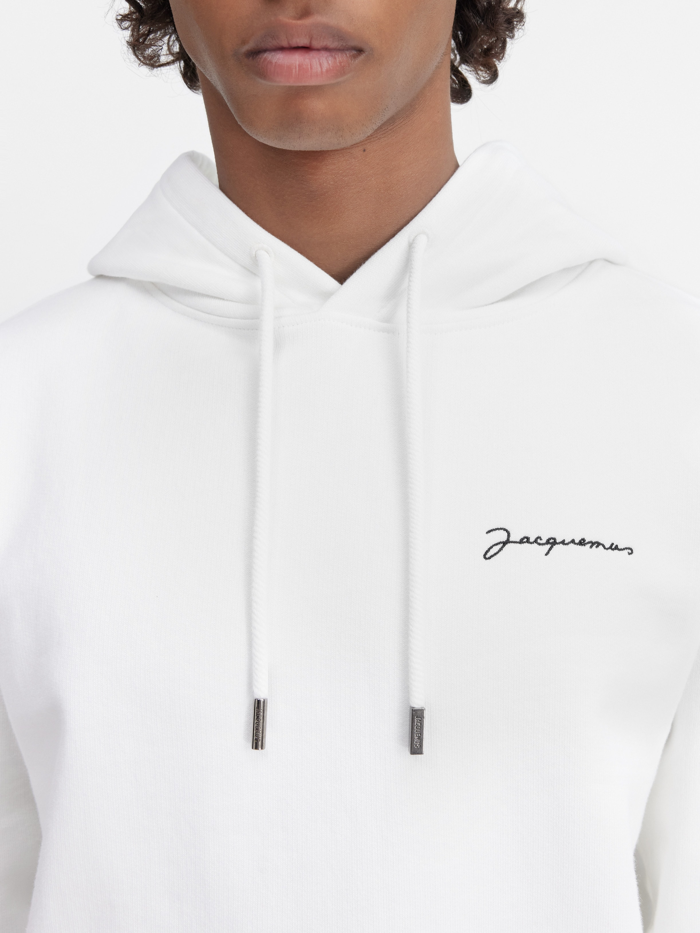 Le sweatshirt brodé - 3