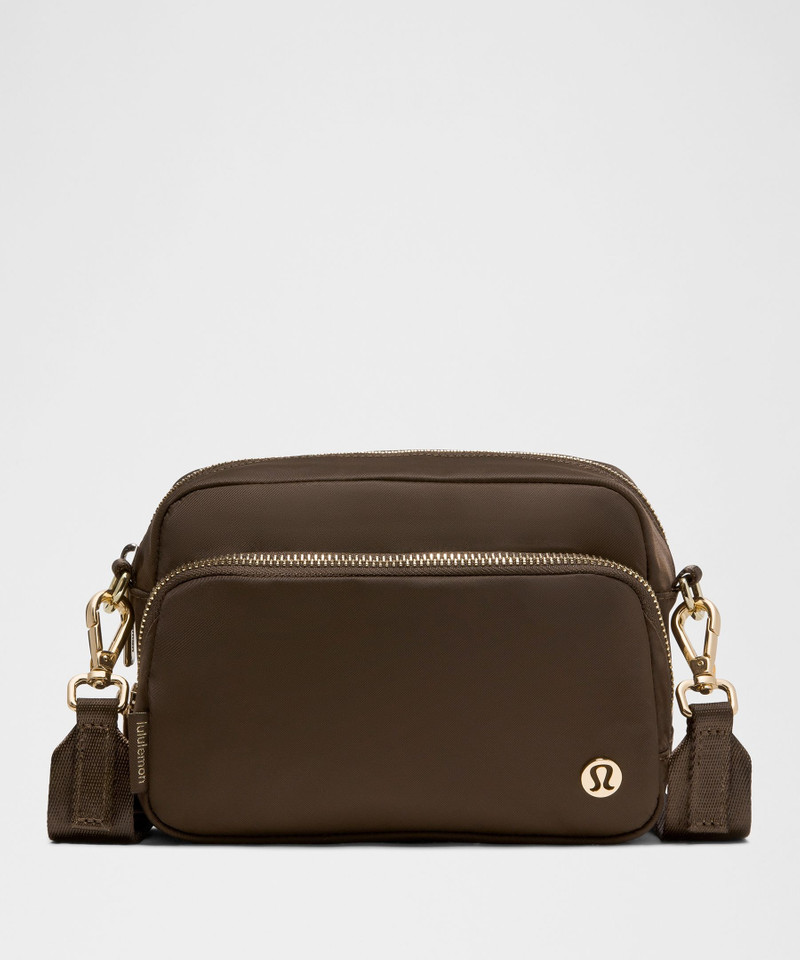 Everywhere Crossbody Bag 2L *Metal Hardware 1