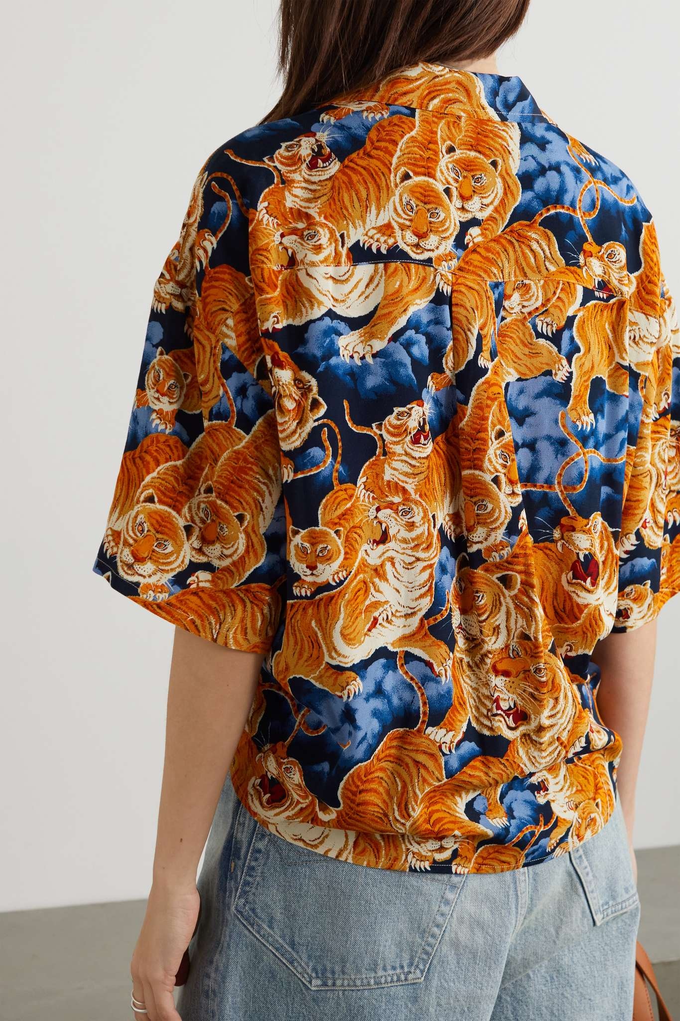 Oversized printed crepe shirt - 3