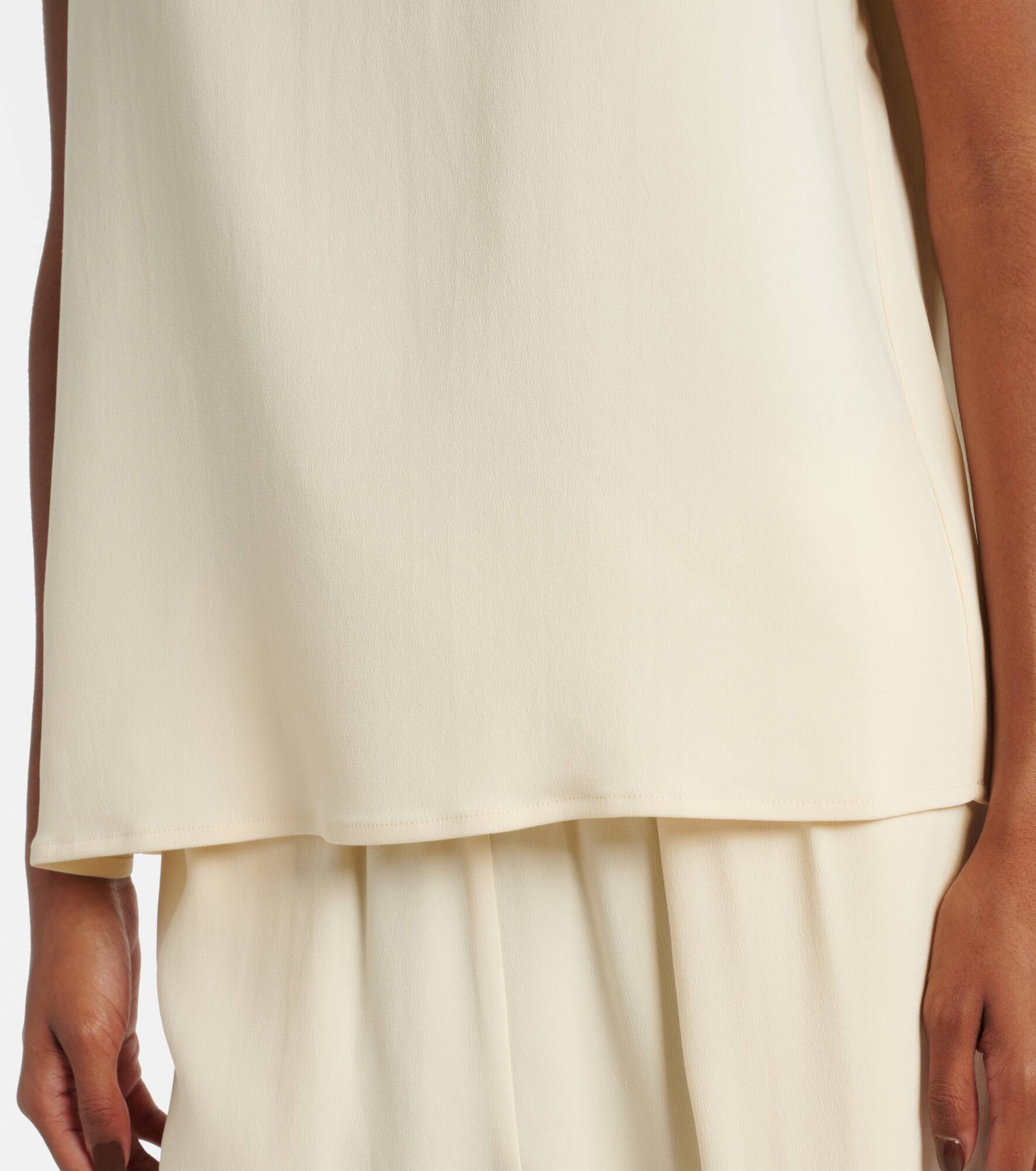 Sleeveless top - 5