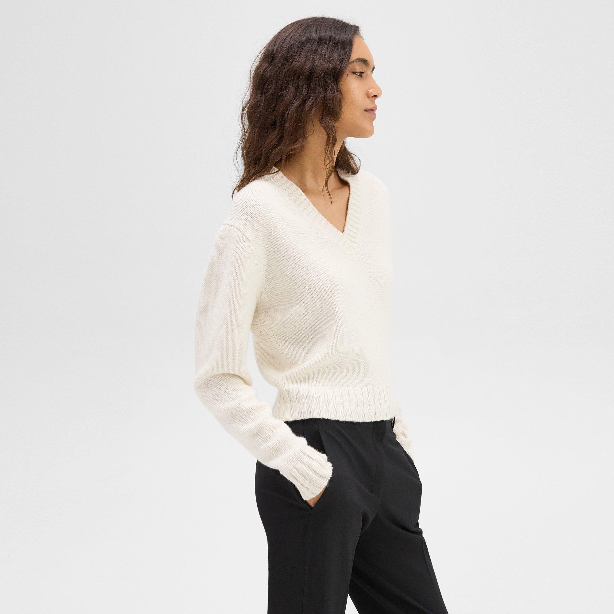 V-Neck Sweater in Cashmere - 3