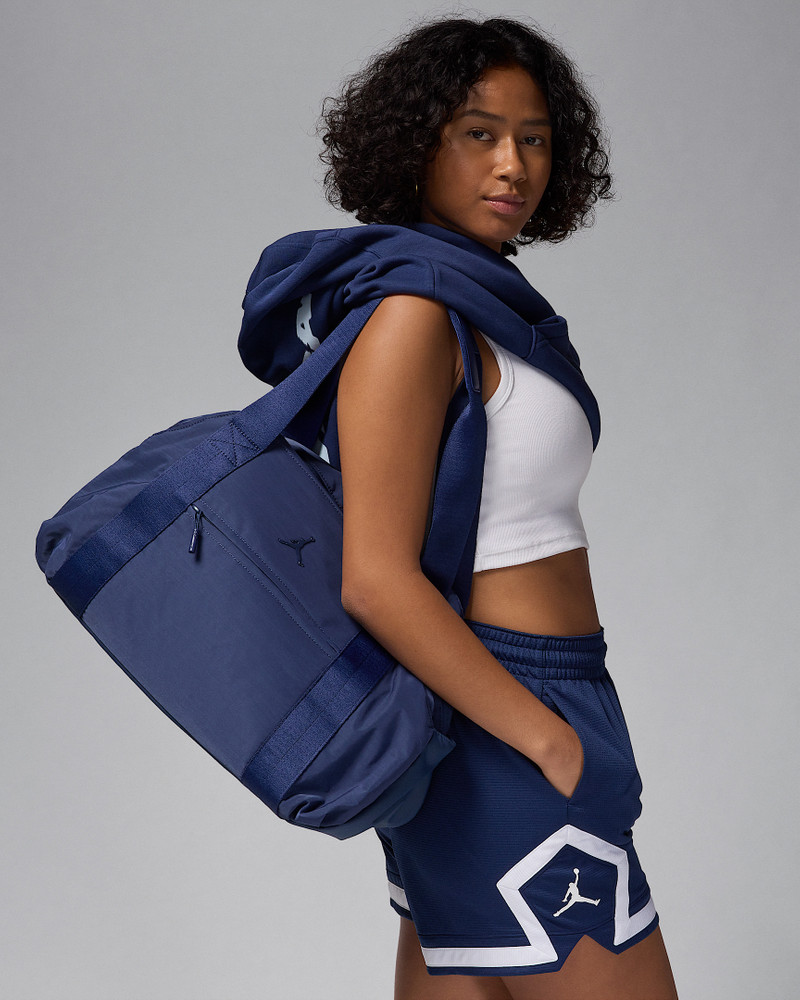 Jordan Alpha Duffel Bag (46.8L) 1