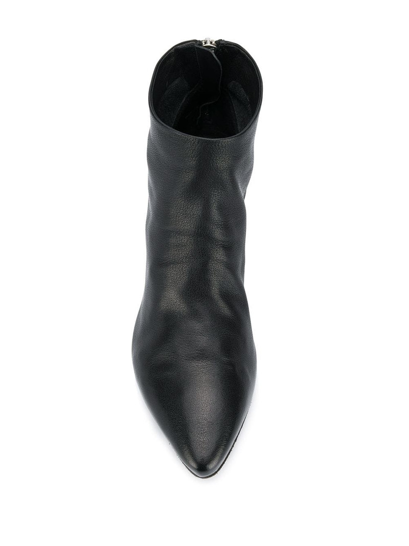 Sally boots 4