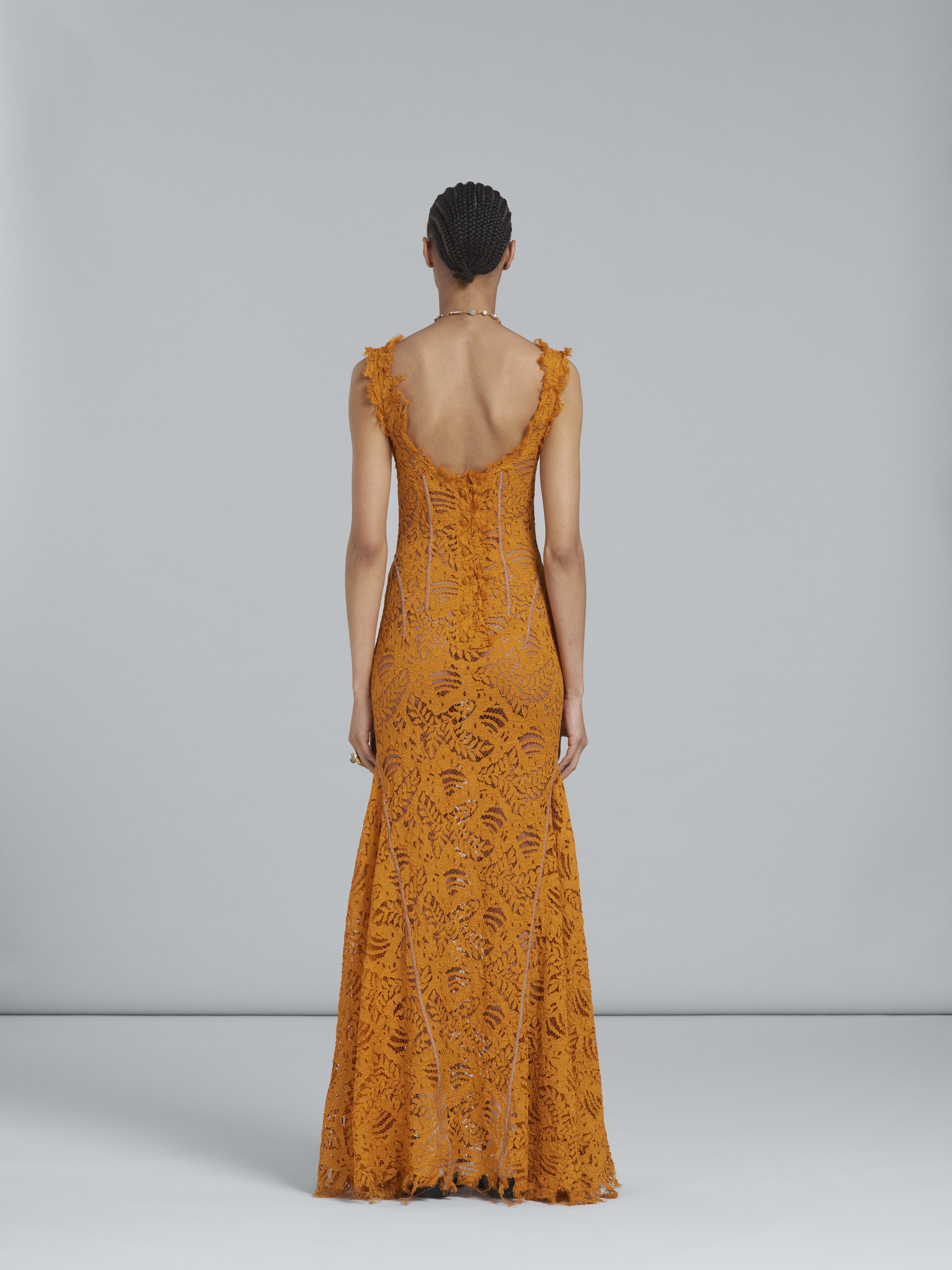 LONG DRESS IN GOLD-TONE LACE - 3