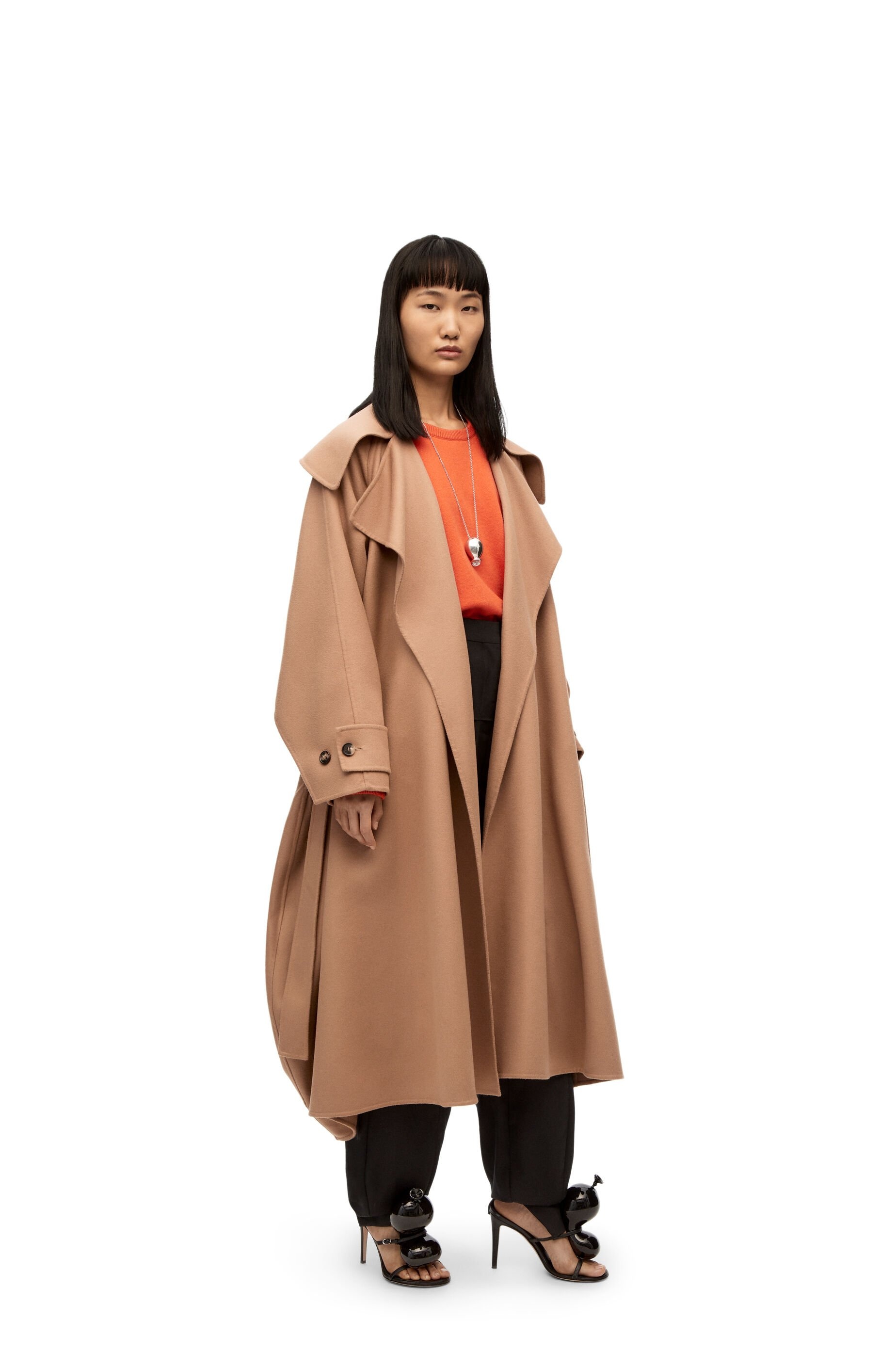 Belted coat in wool and cashmere - 2