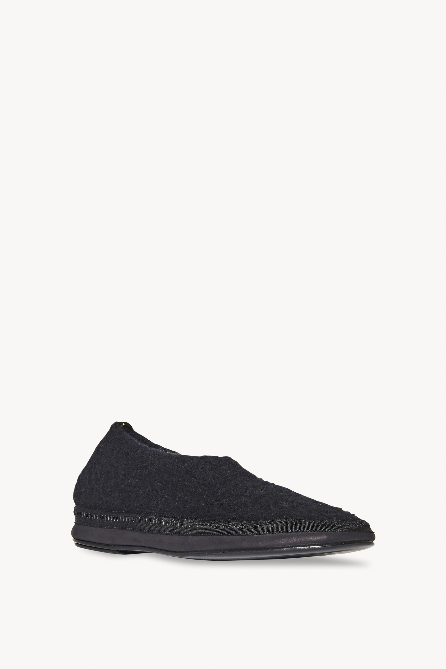 Fairy Shoe in Cashmere - 2