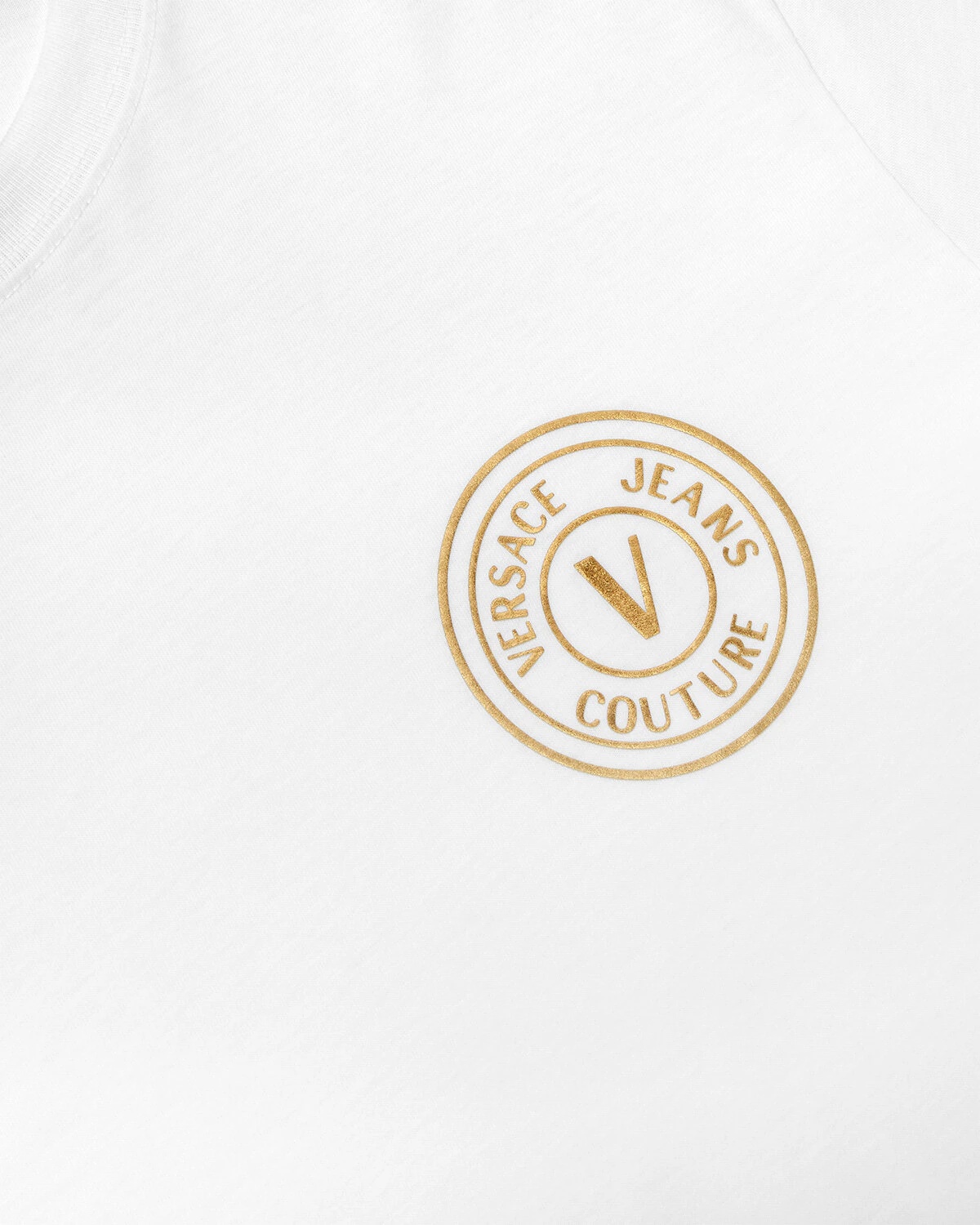 V-Emblem T-Shirt - 4