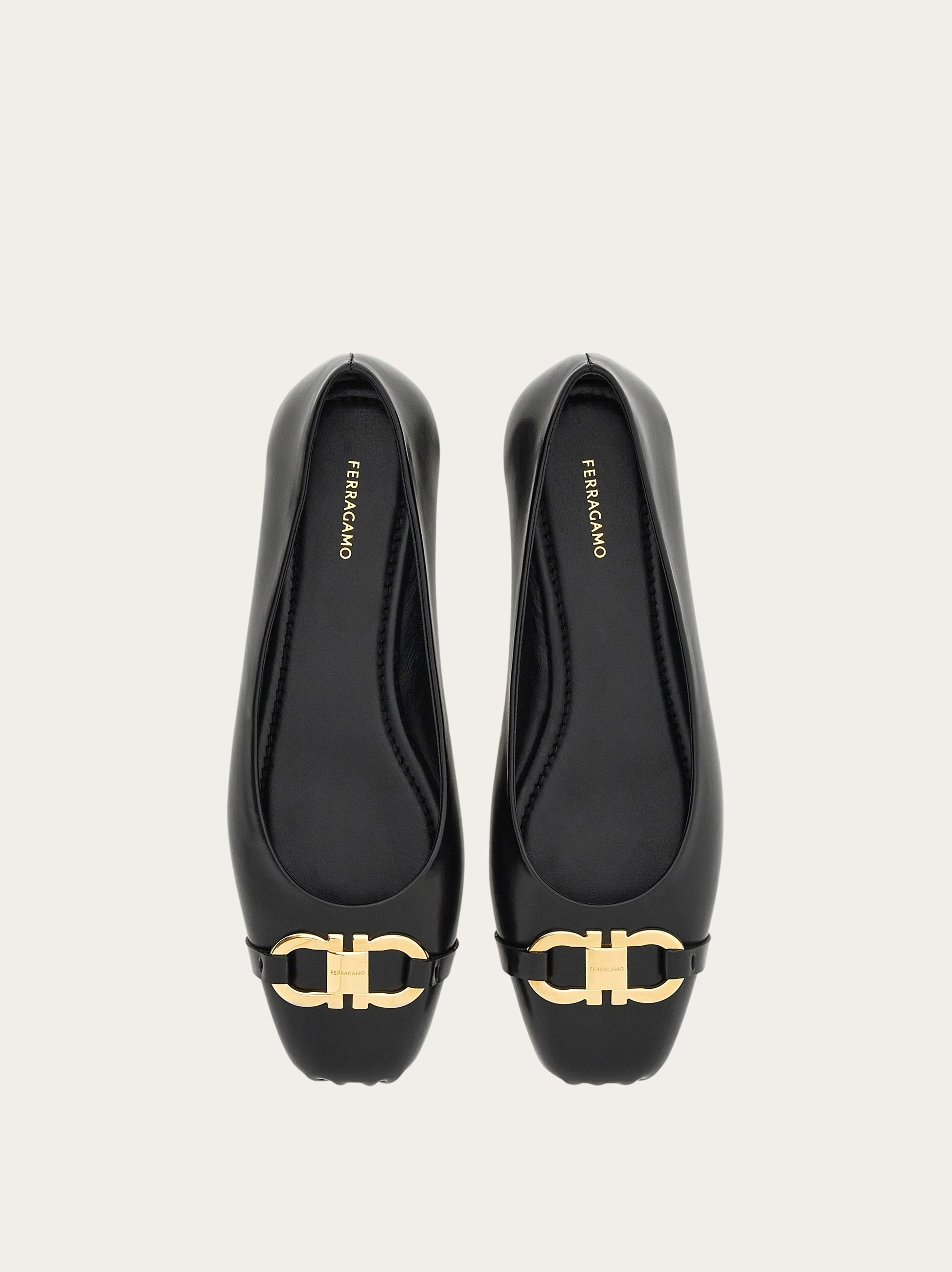 サンダル・ミュール Ferragamo Ballet Flats Ornament FERRAGAMO Ballet flat with Gancini ornament | REVERSIBLE