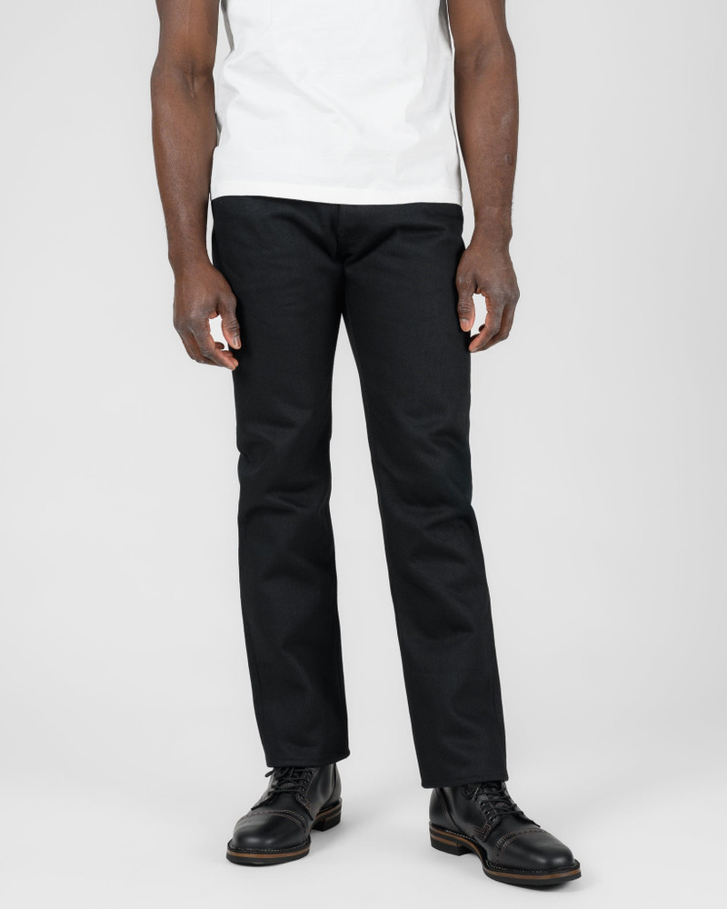 Iron Heart IH-888S-SB 21OZ SELVEDGE DENIM RELAXED TAPERED CUT - SUPERBLACK NON-FADE outlook