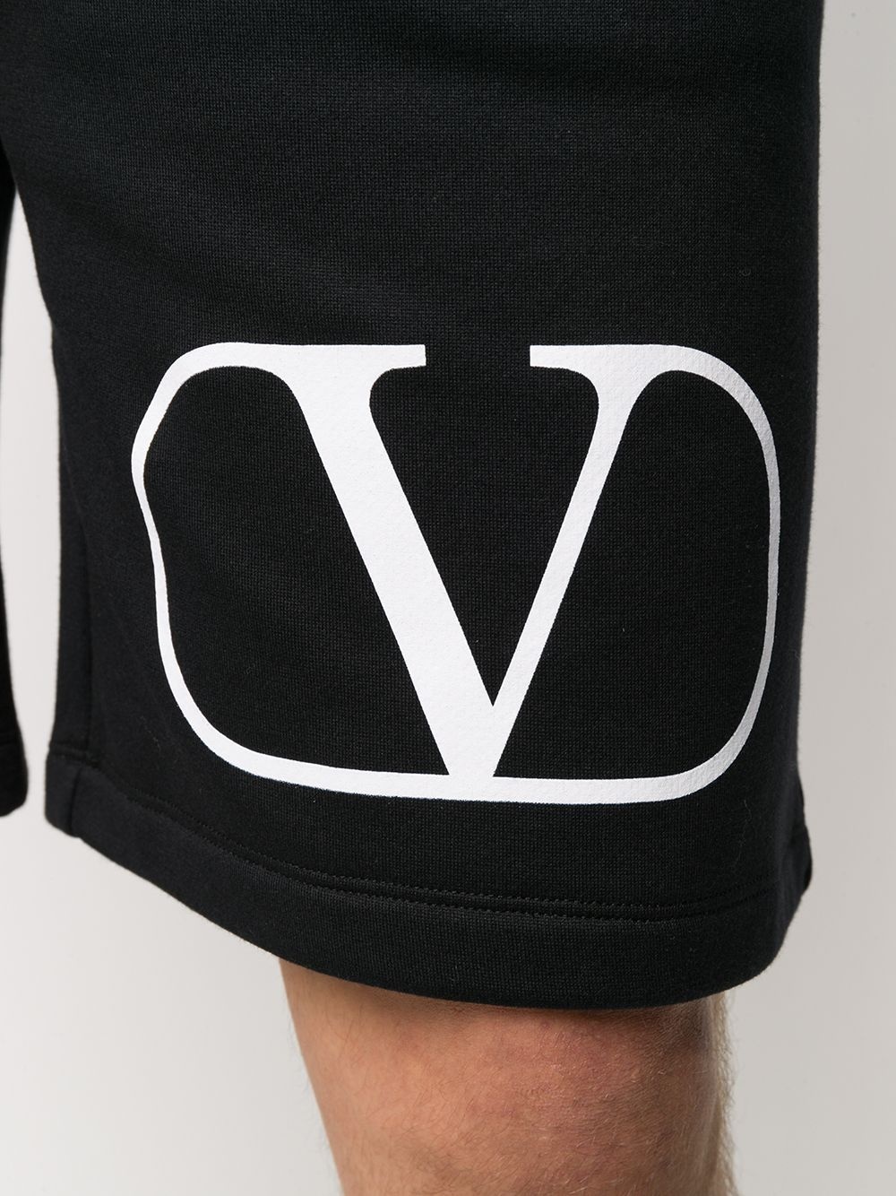 VLOGO print track shorts - 5