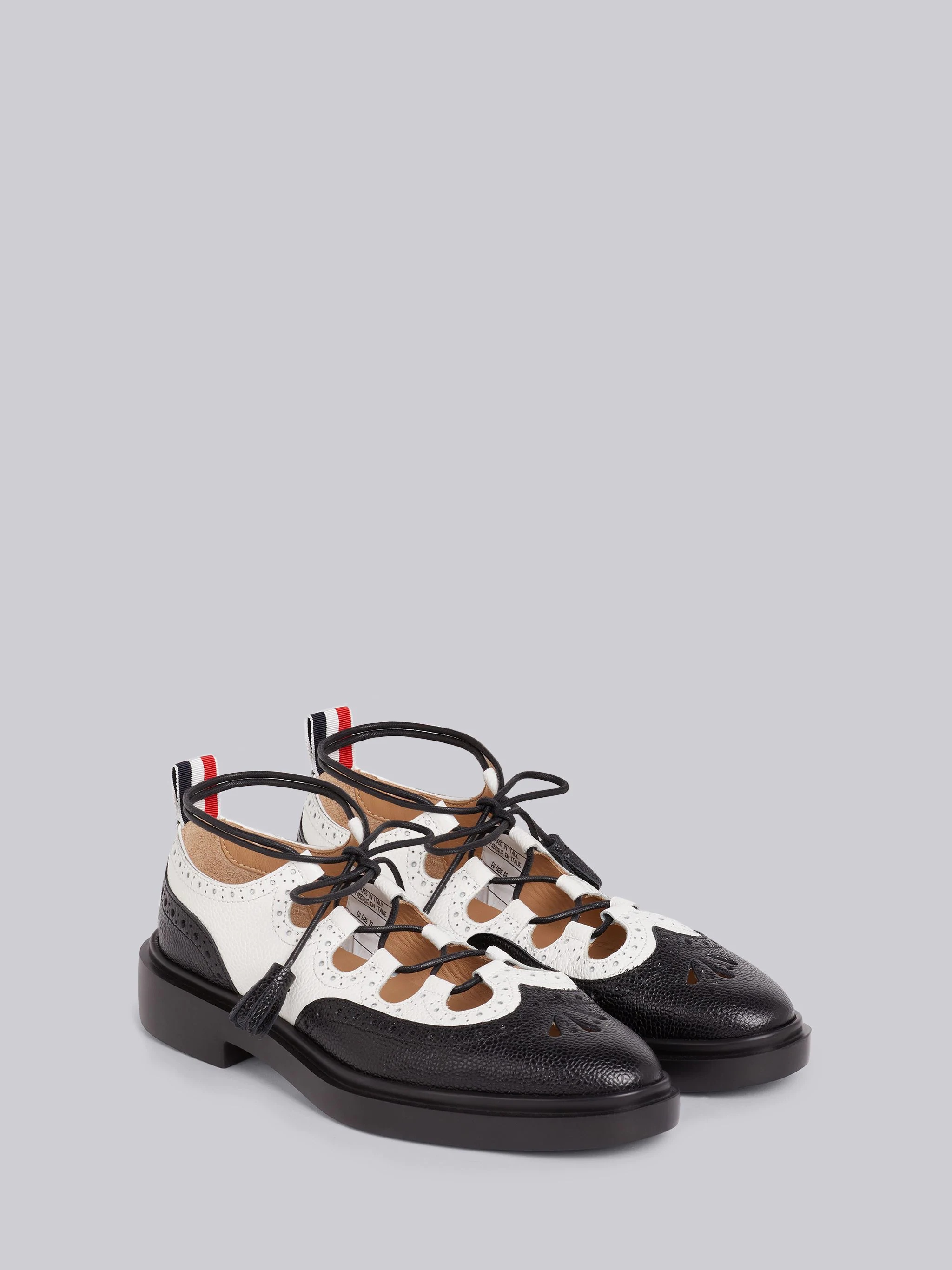 Black and White Pebbled Calfskin Ghillie Brogue - 3