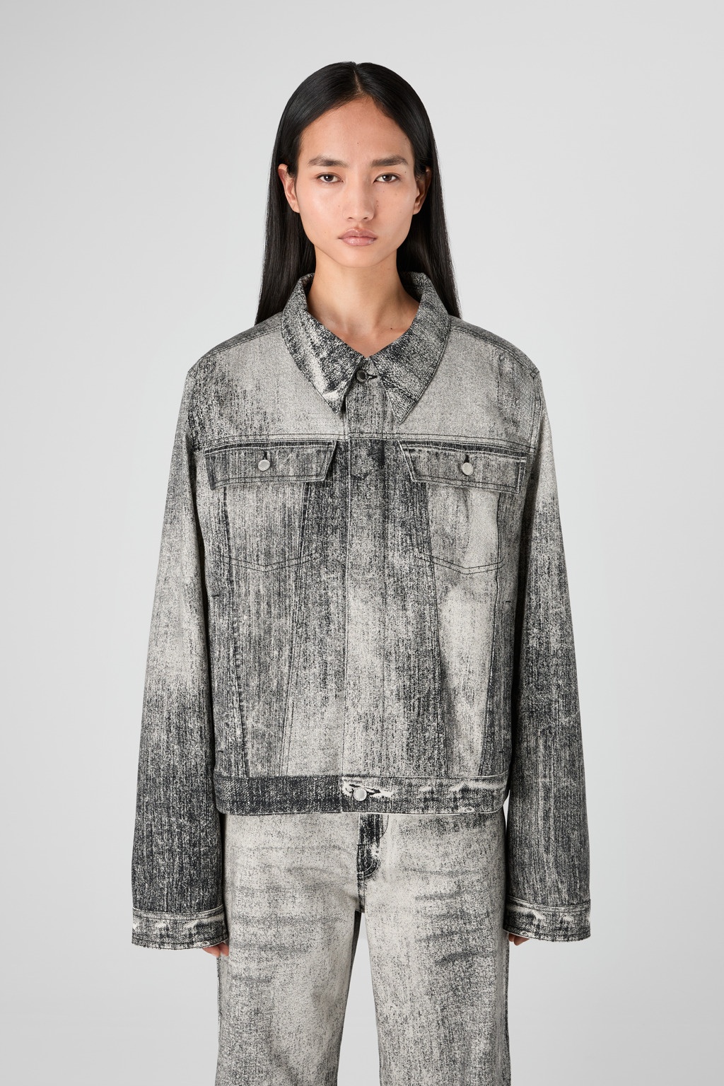 Faded Black Paint Print Denim Jacket - 2