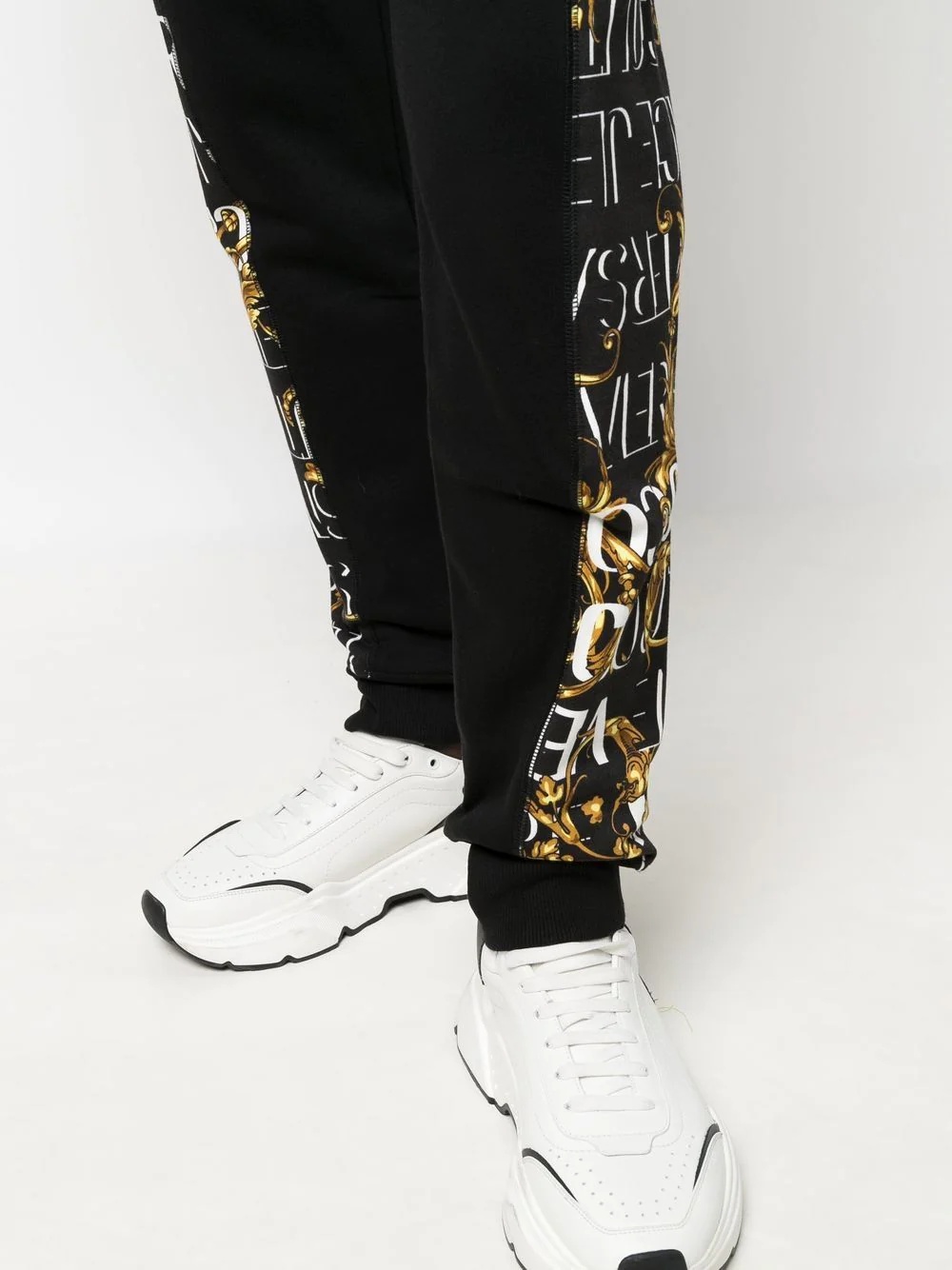 logo print track pants - 5