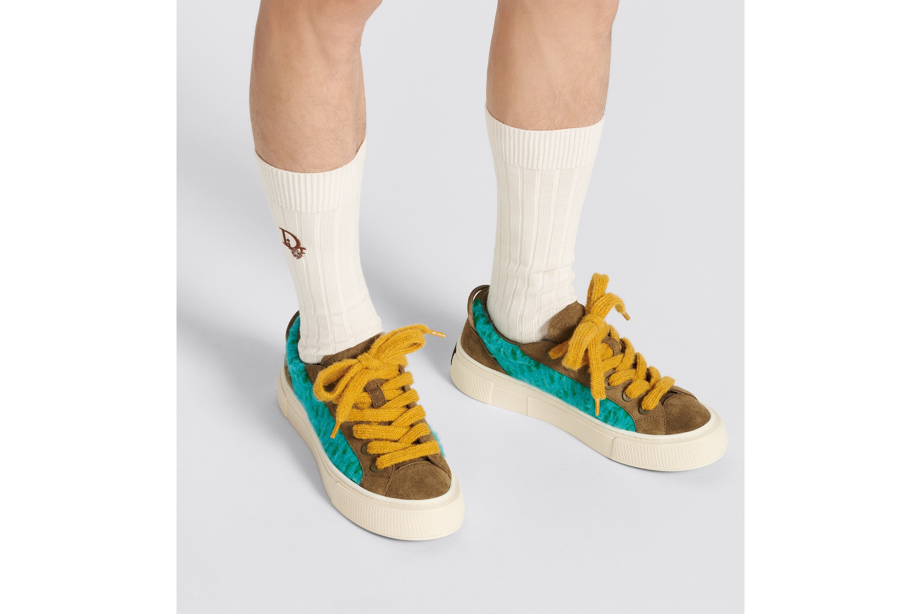 B33 Sneaker - LIMITED AND NUMBERED EDITION - with Digital Twin - 8