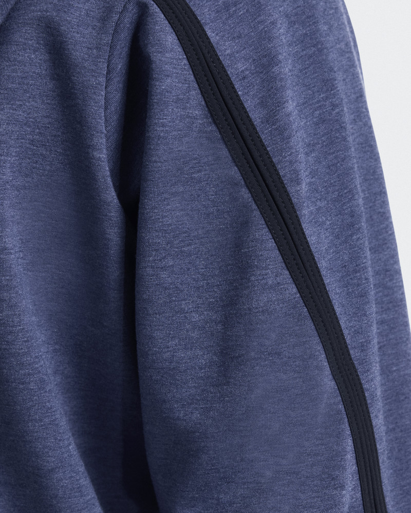 Studio Hoodie 5