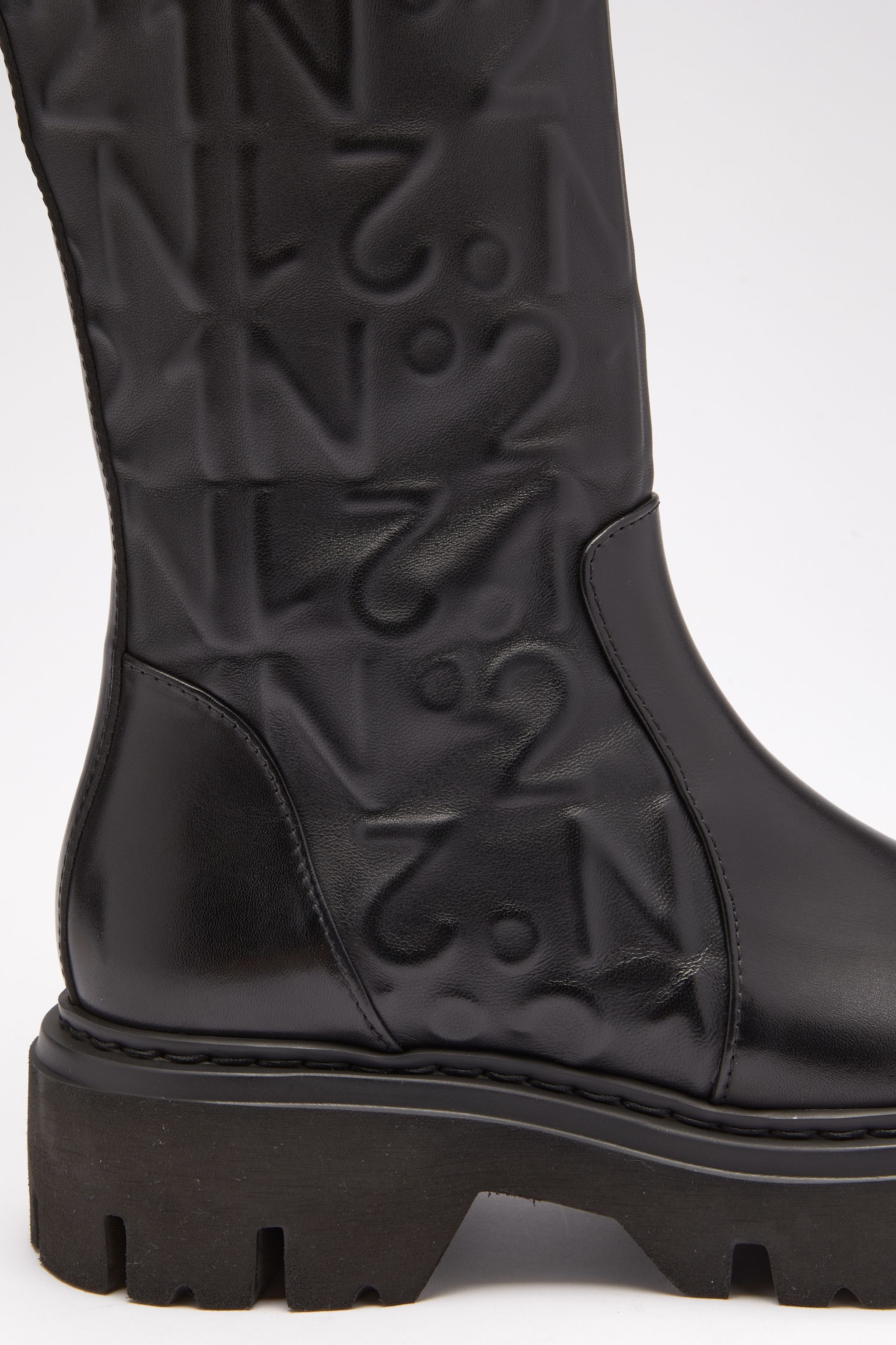 LOGO-EMBOSSED BOOTS - 4