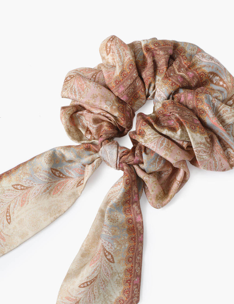 PRINTED SILK TIE SCRUNCHIE 3