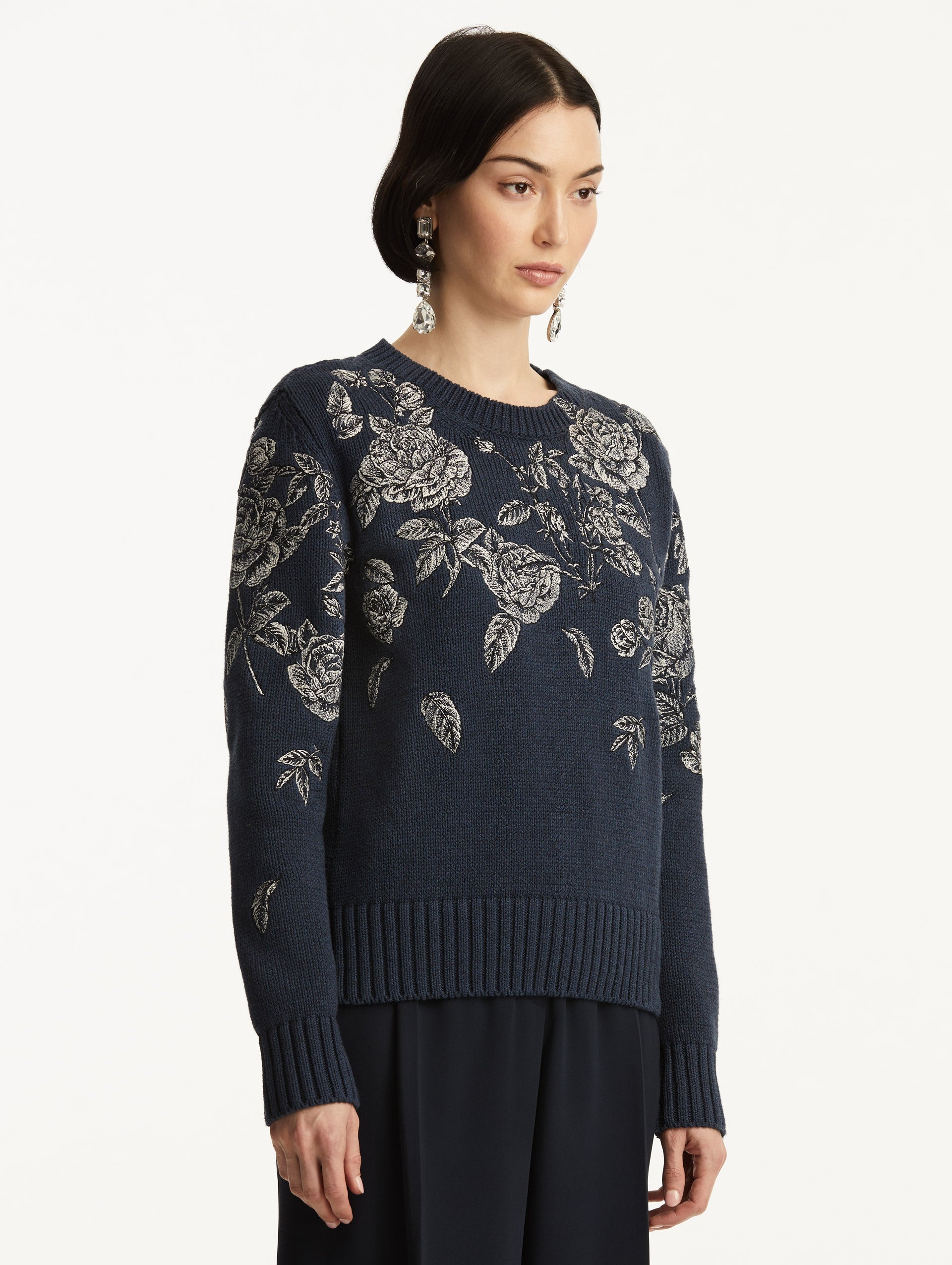 ROSE EMBROIDERED PULLOVER - 5