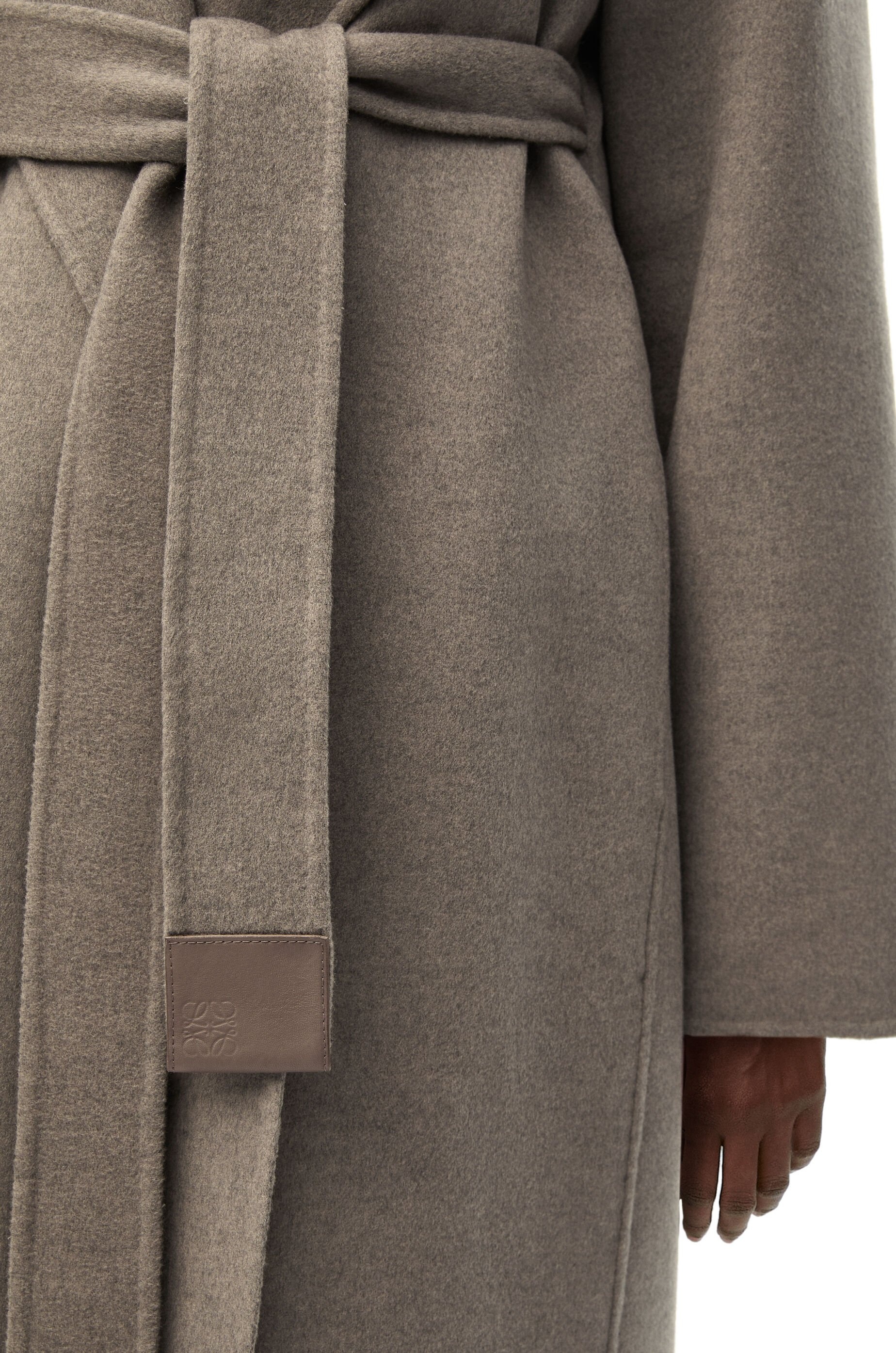 Loewe Belted coat in wool and cashmere | loewe | REVERSIBLE