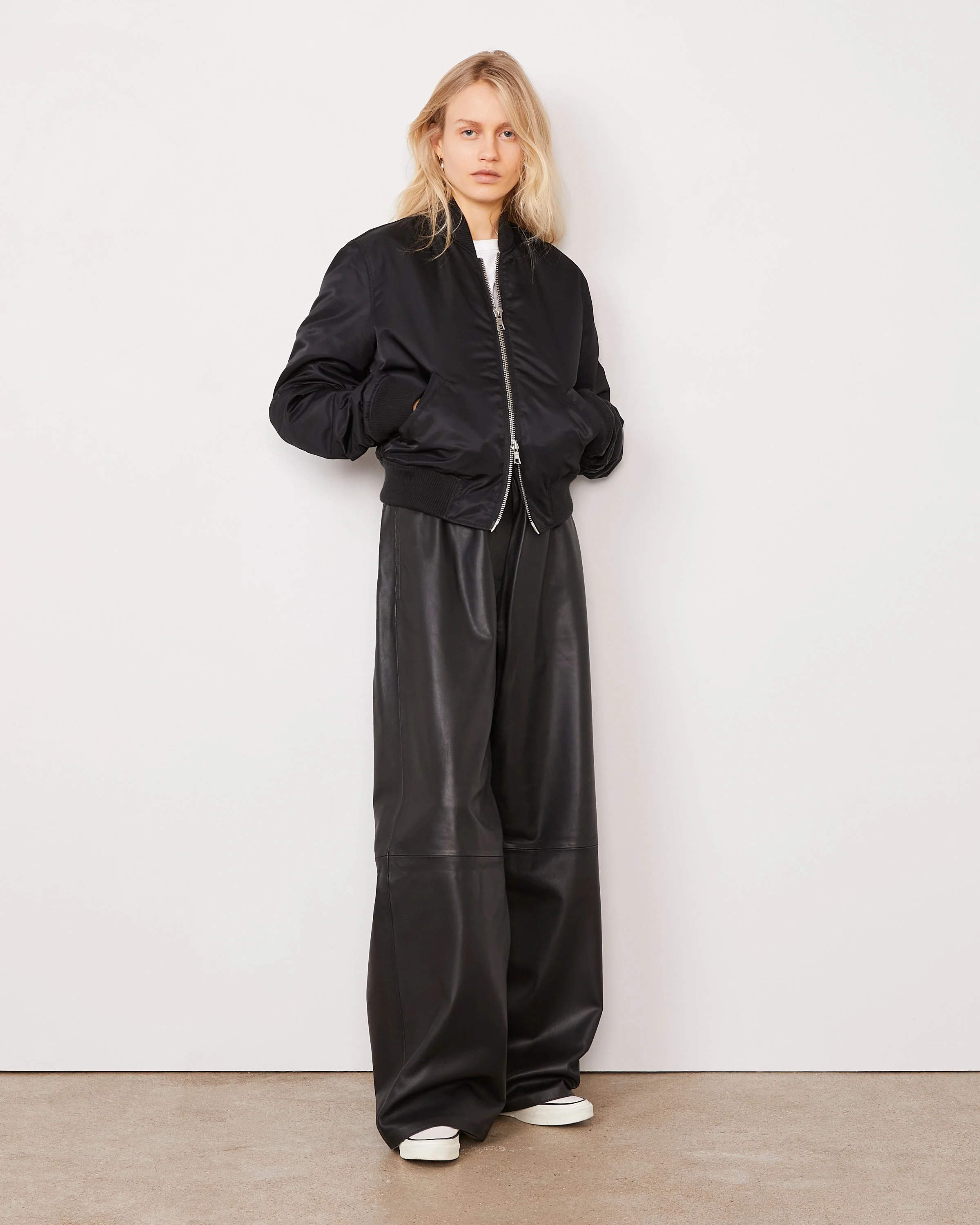 JONI PANT - 1