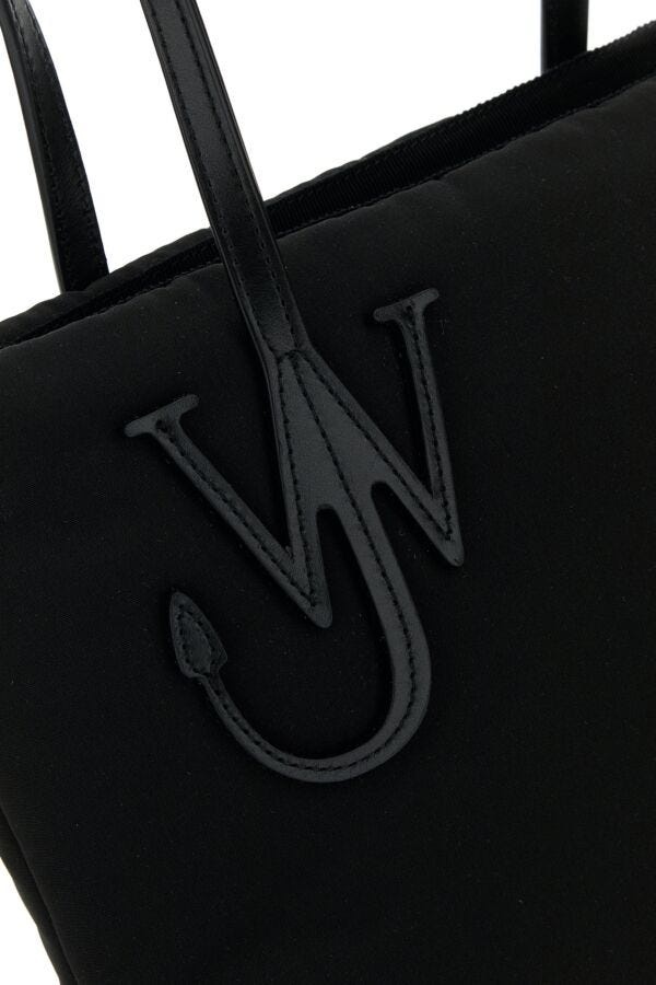 【関税&送料込】Jw Anderson Black Fabric Puffy Anchor Shoppi JW Anderson Women's Small Puffy Anchor Tote in Black JW Anderson