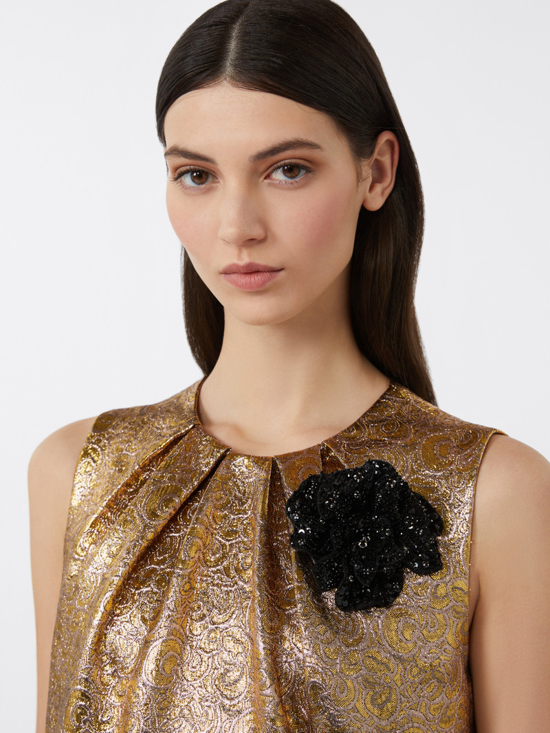 EULALIA Crystal-adorned floral brooch 4