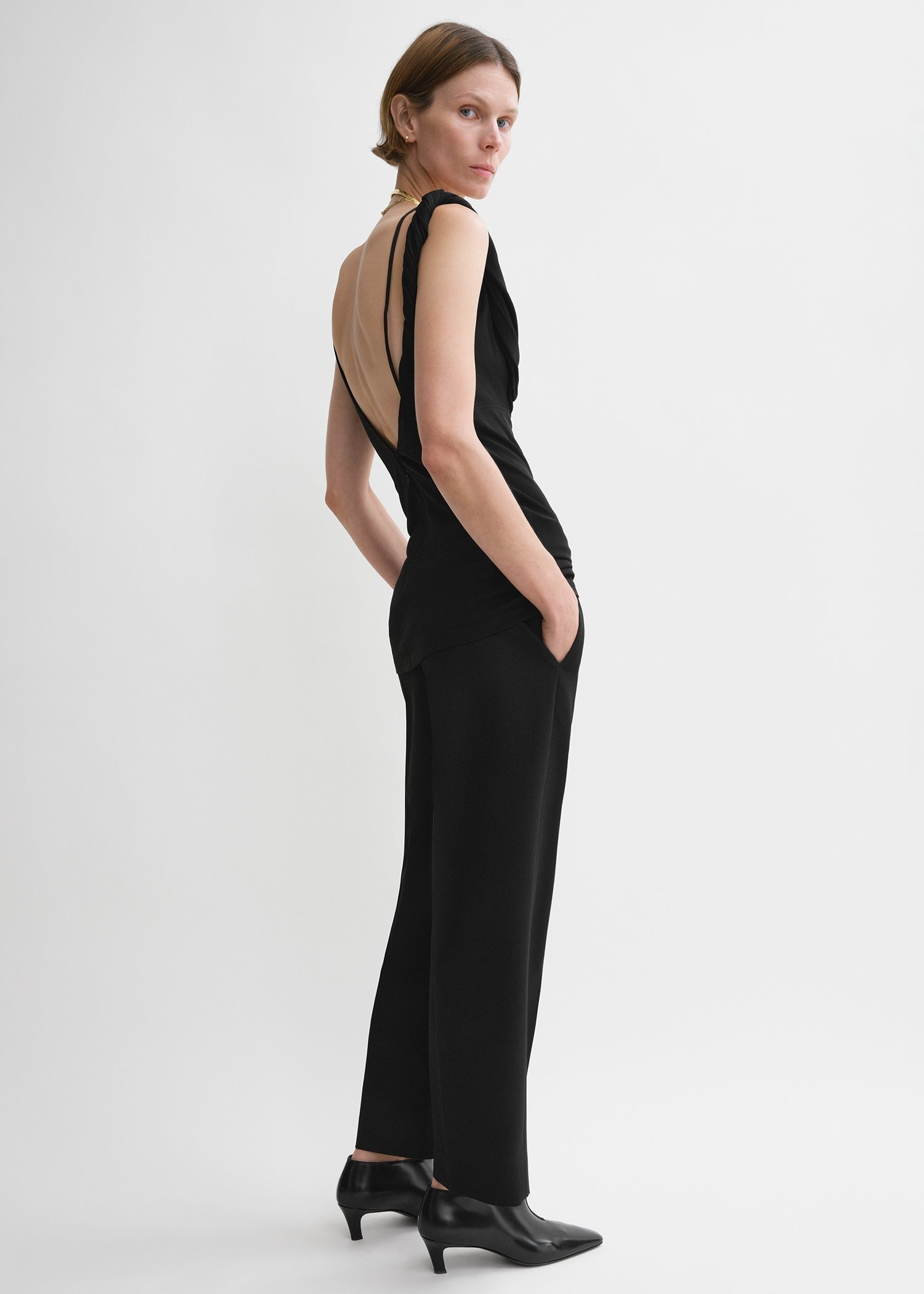 【Toteme】Twist Drape ドレープ ドレス Black 送料関税込 Totême Twisted Jersey Dress Black – Neighbour