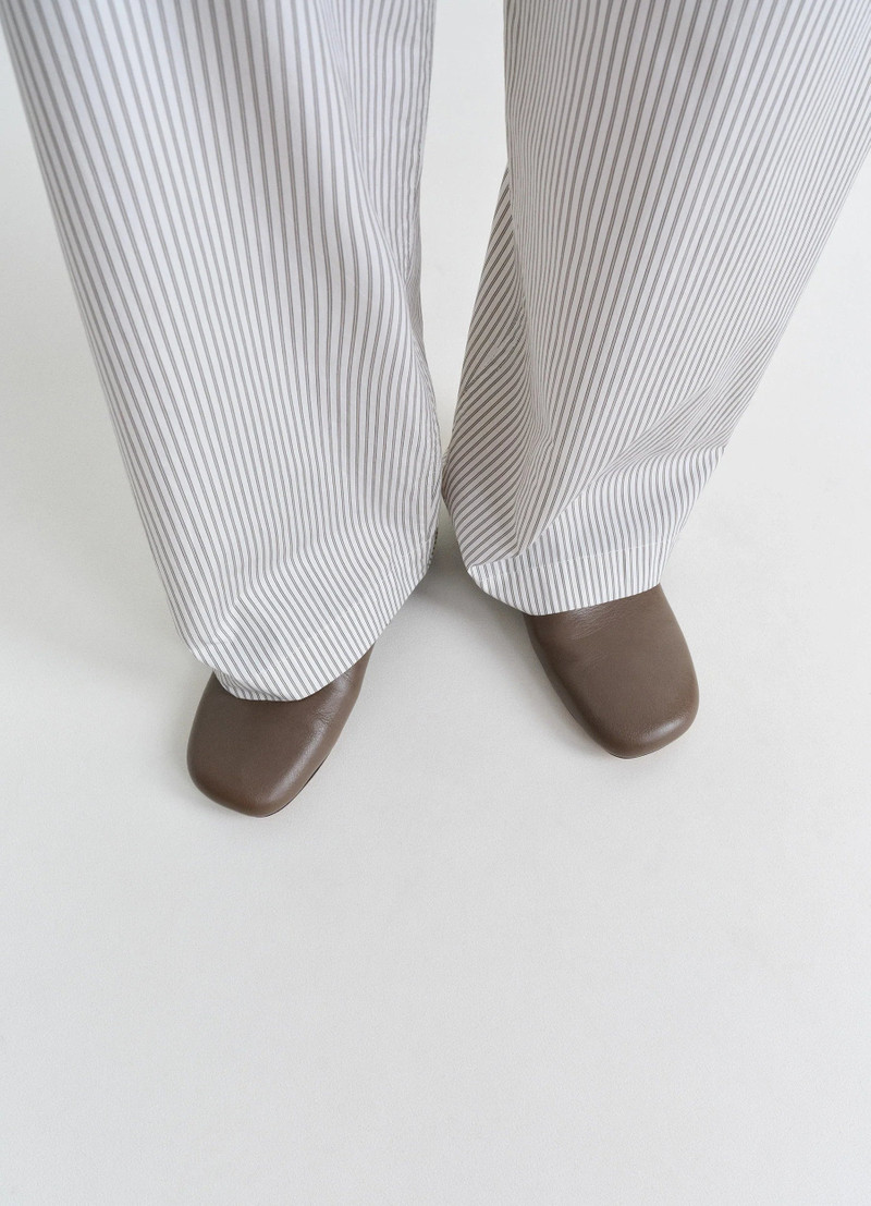Lemaire SLIPPERS outlook