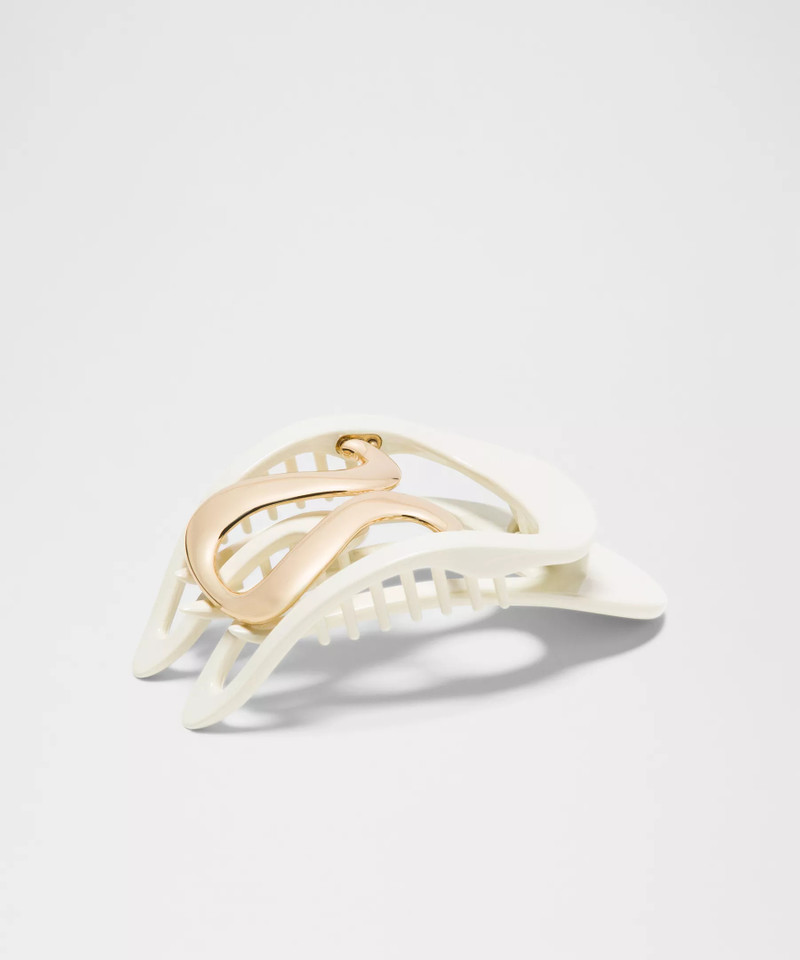 lululemon Small Yoga Claw Hair Clip outlook