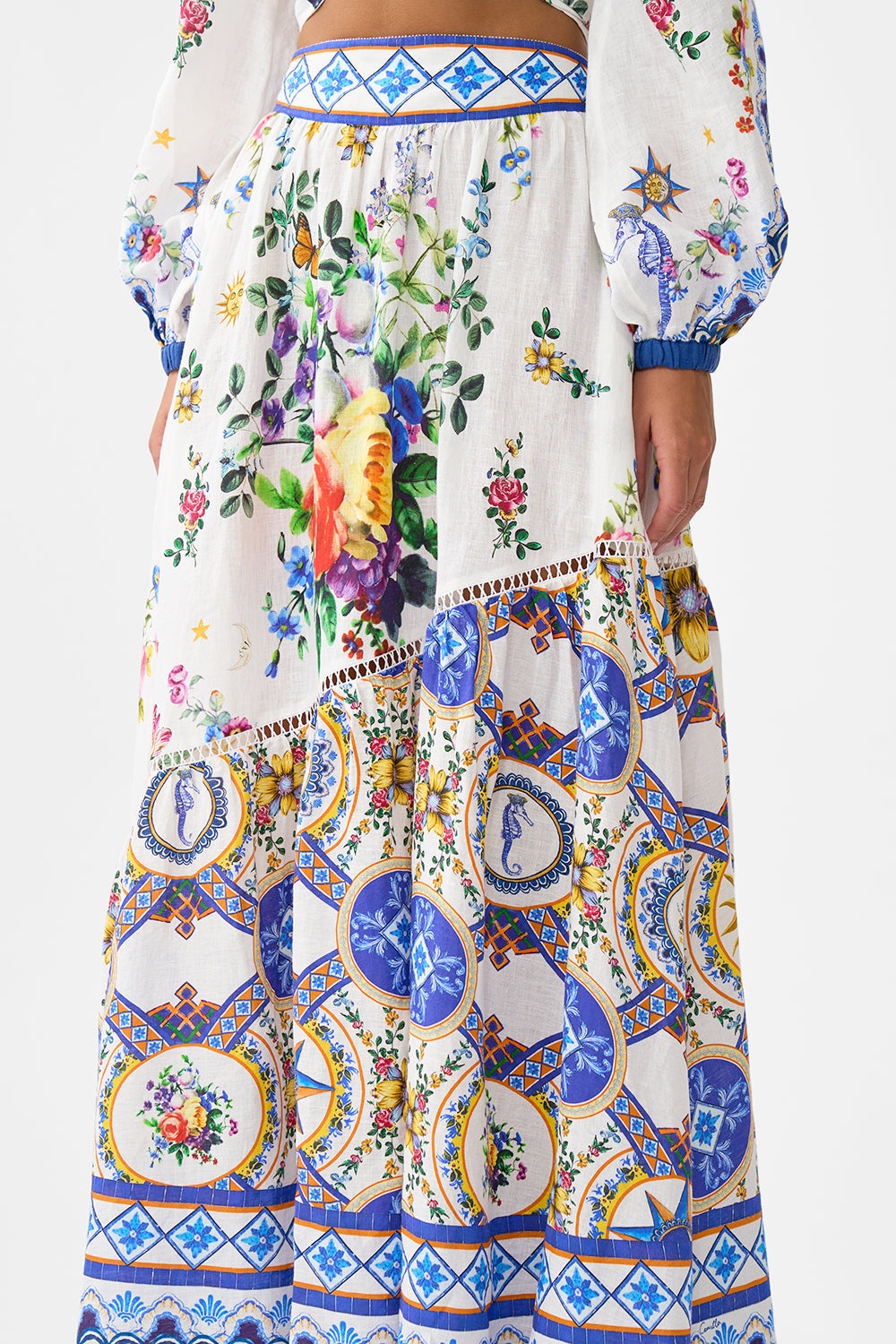 SKIRT WITH SHAPED SEAM - 5