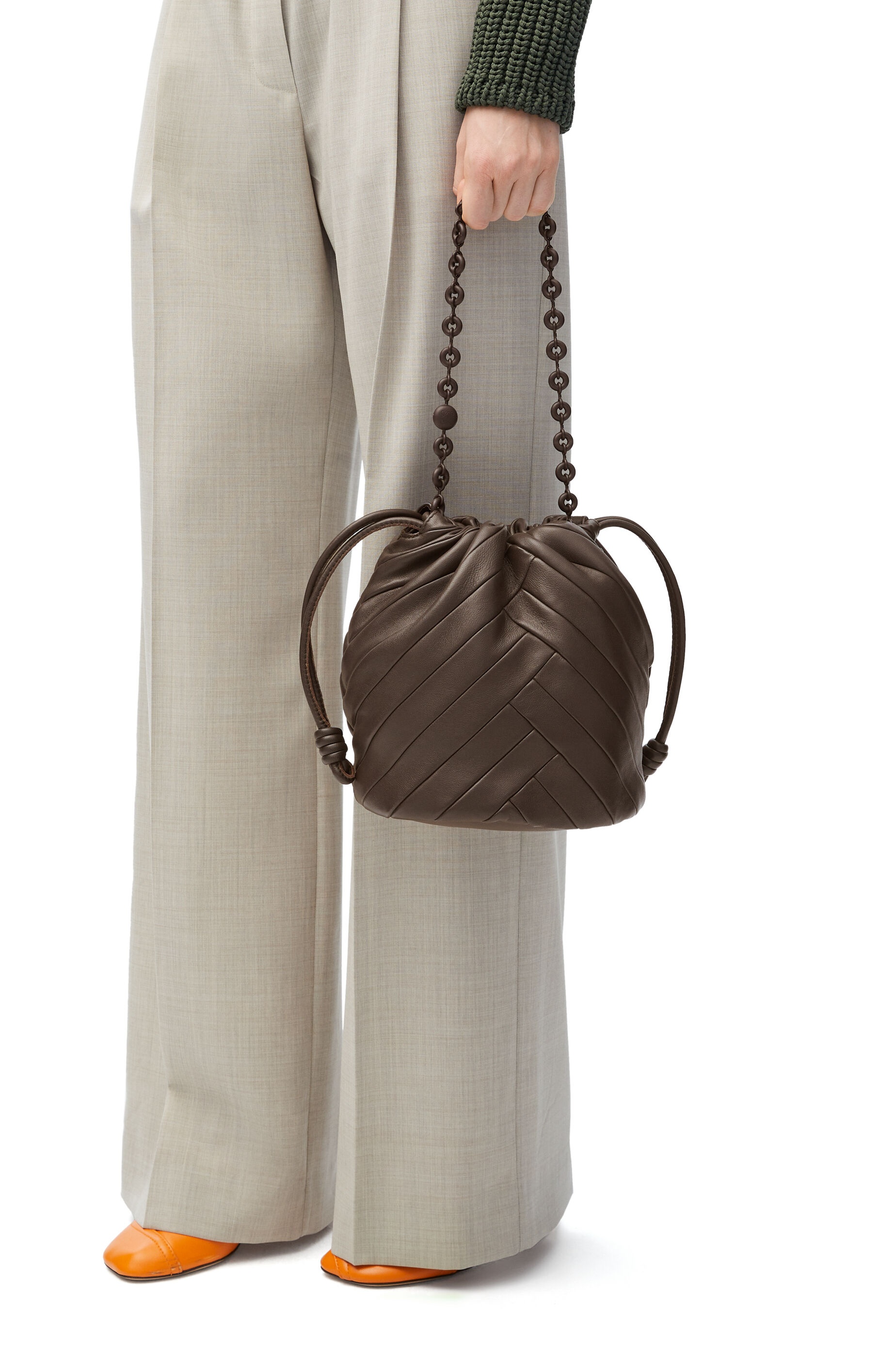 Flamenco Purse Bucket bag in mellow nappa lambskin - 2