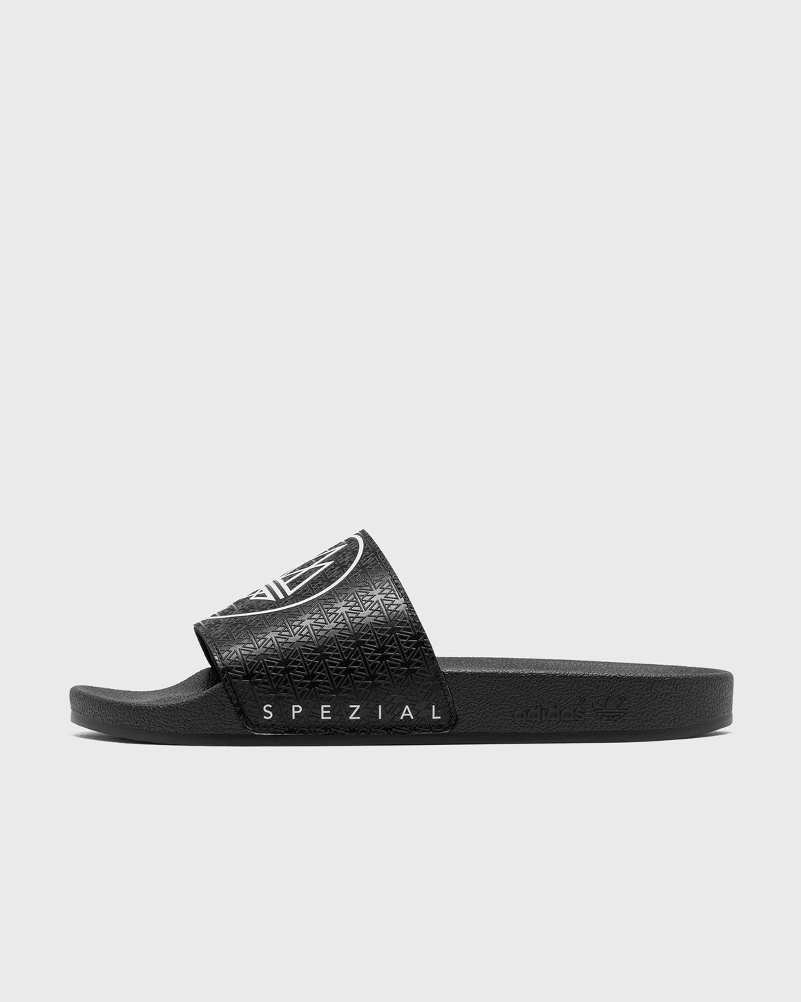 ADILETTE SPEZIAL - 1