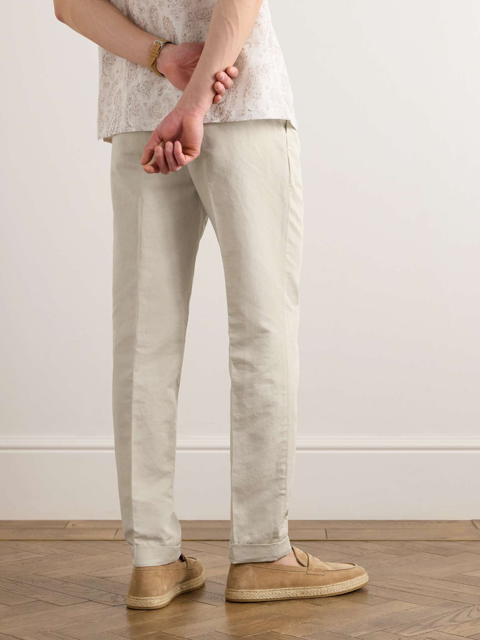 Straight-Leg Pleated Linen and Cotton-Blend Trousers - 4