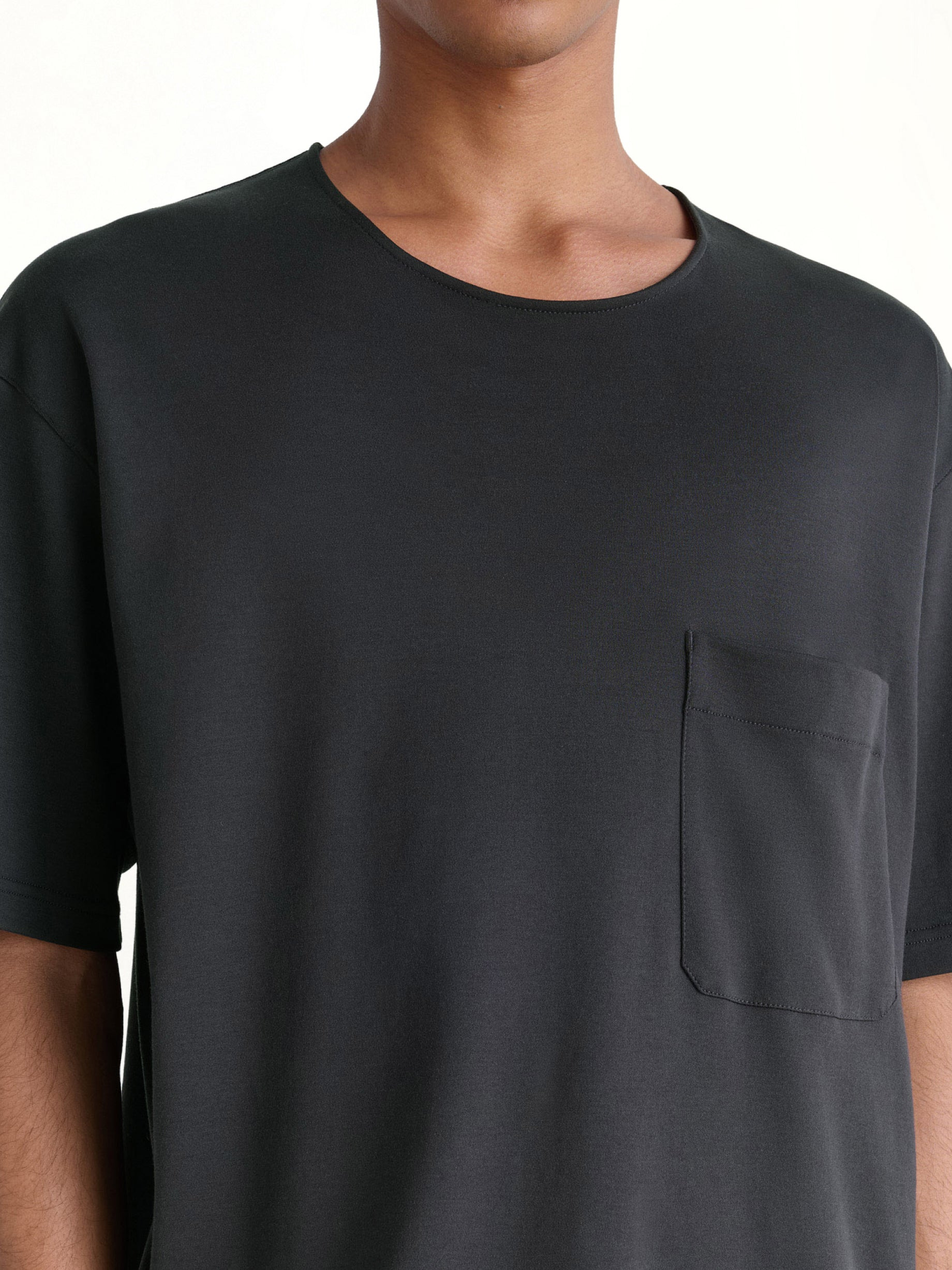 Relaxed Fit T-Shirt in Black - 6