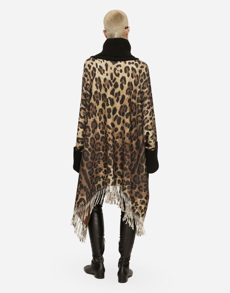 Cashmere and wool poncho with fringing 3