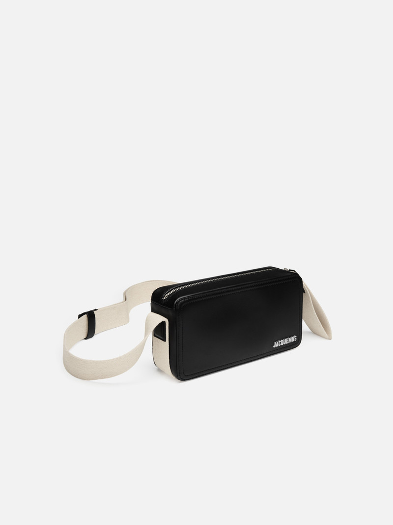JACQUEMUS The horizontal Cuerda outlook