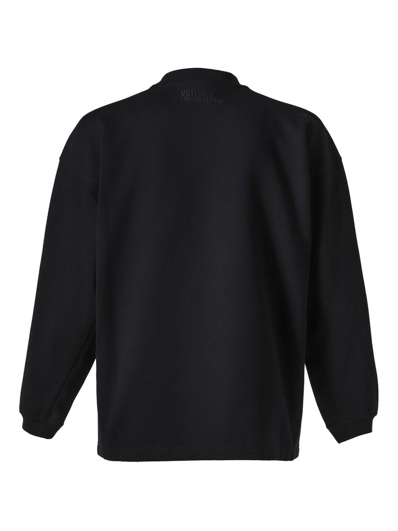 VETEMENTS logo-embroidered sweatshirt outlook