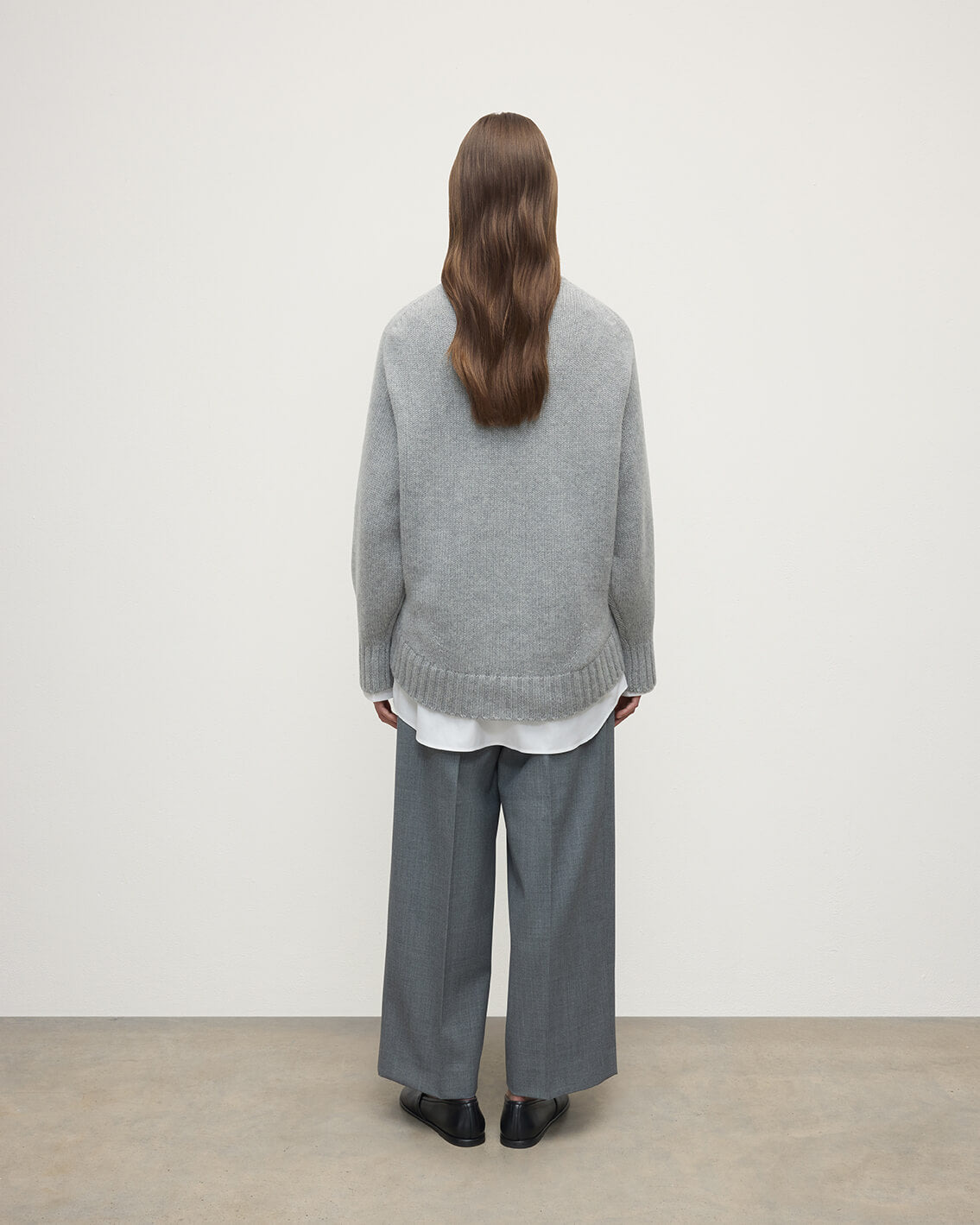 Relaxed Grey Cashmere Jumper - 4
