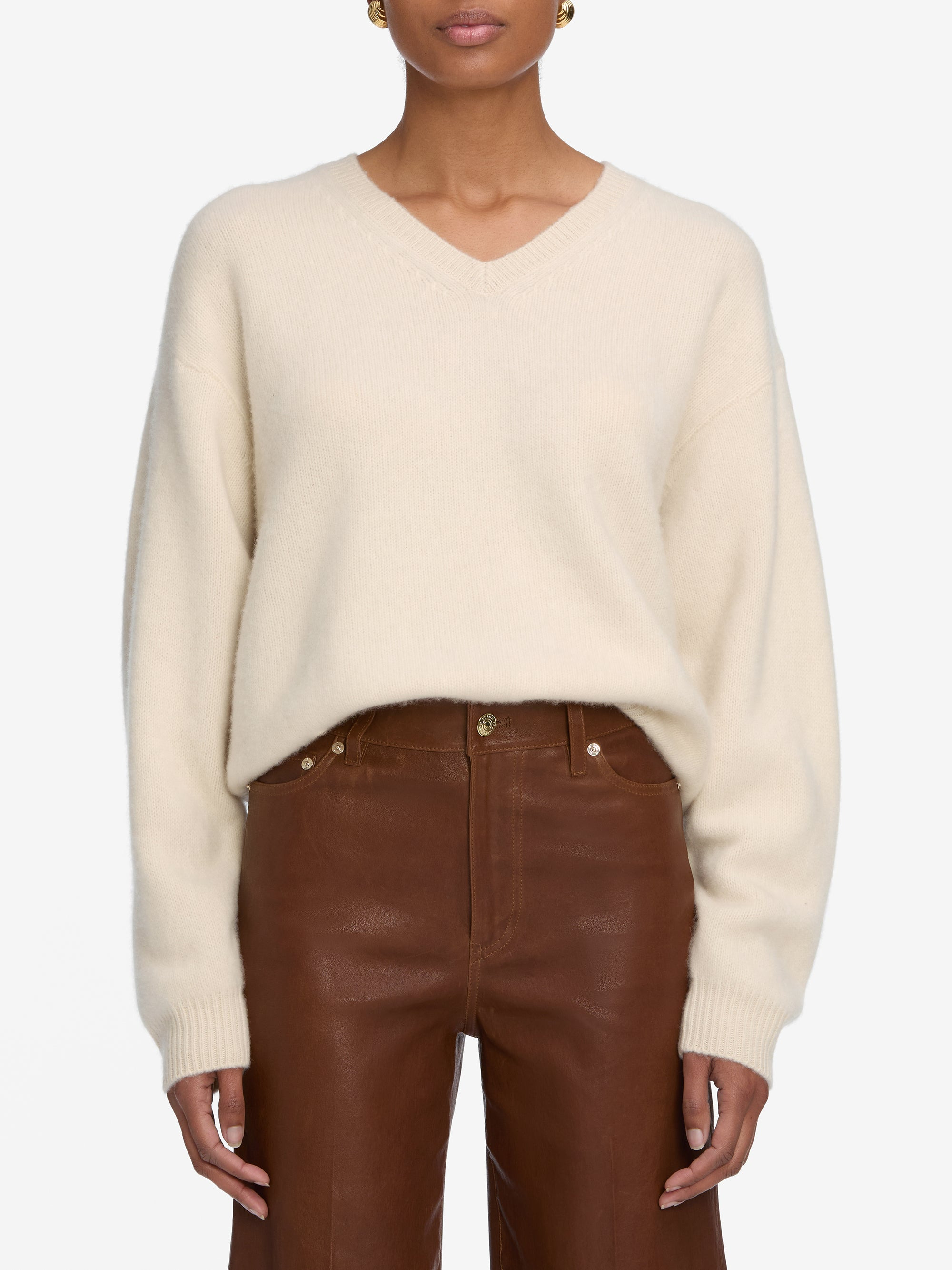 The Cashmere Brushed V Sweater in Cream - 3