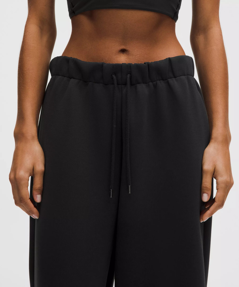 Sleek Spacer Barrel Leg Pant 4