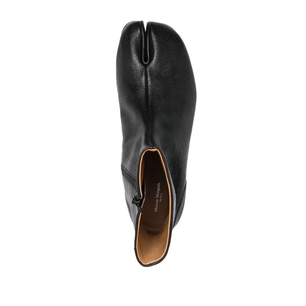SHOE - 3