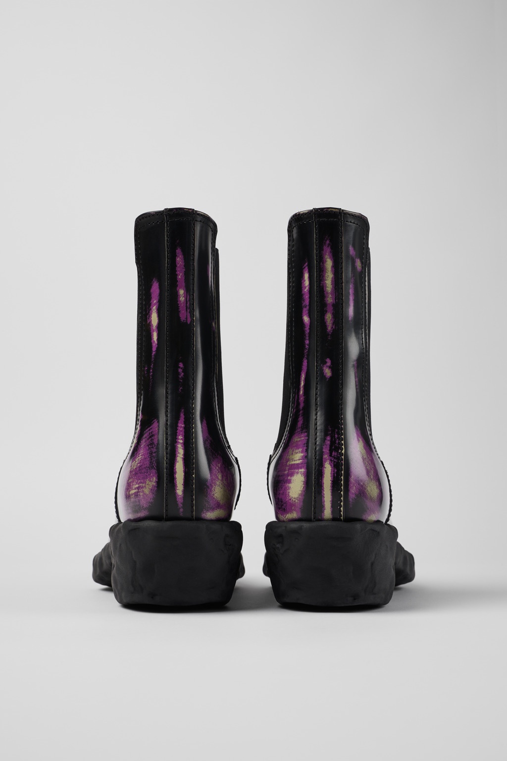 Three-toned brushed leather boots - 3