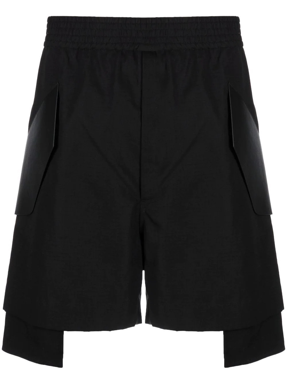 oversized-pocket detail shorts - 1