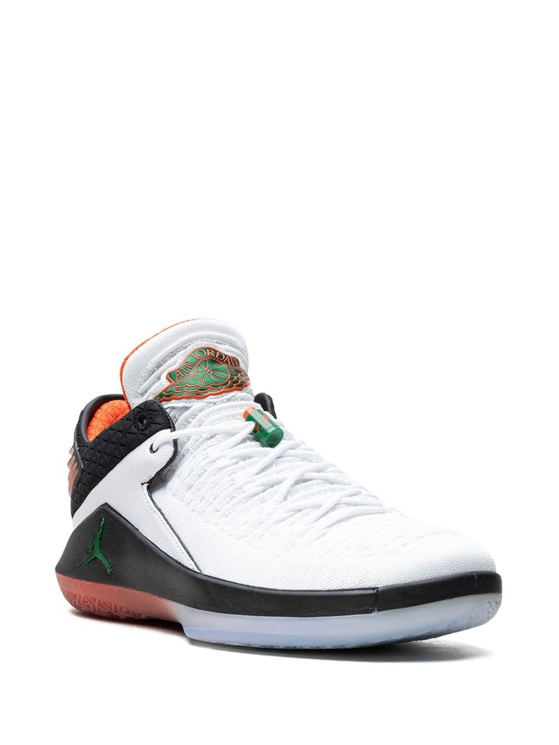 Jordan Air Jordan XXXII Low "Like Mike Gatorade" sneakers outlook