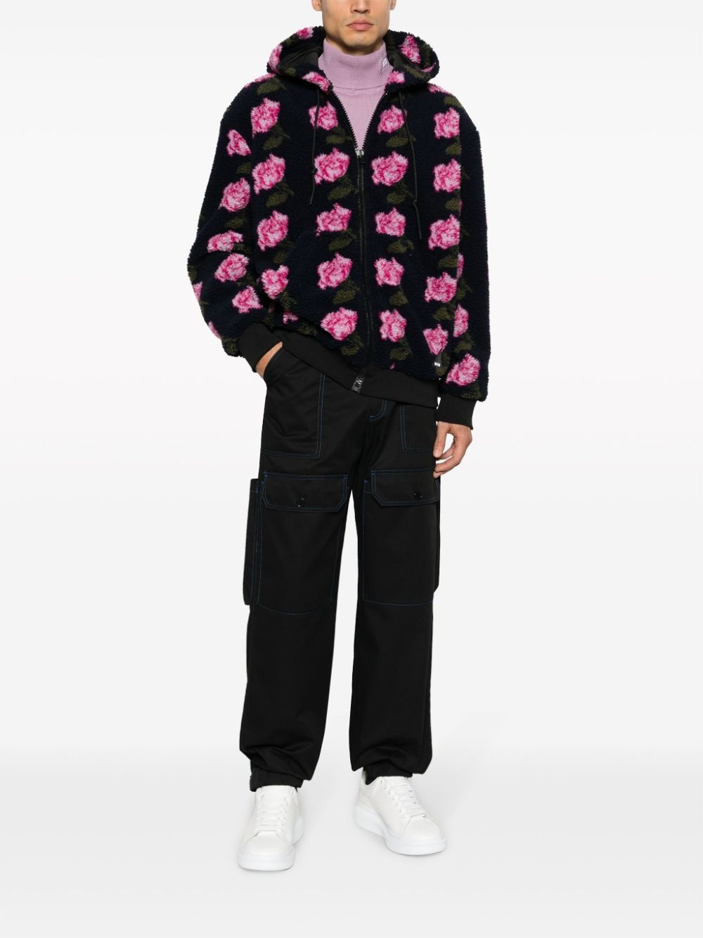 contrasting-stitch logo-patch trousers - 2