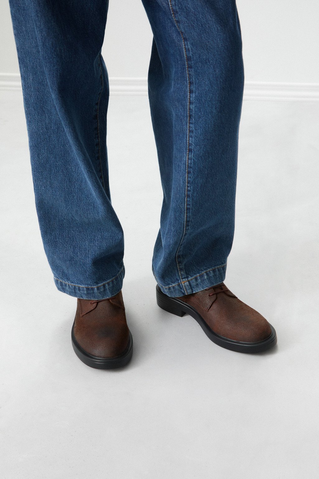 Brown Nubuck Shoes for Men. - 3