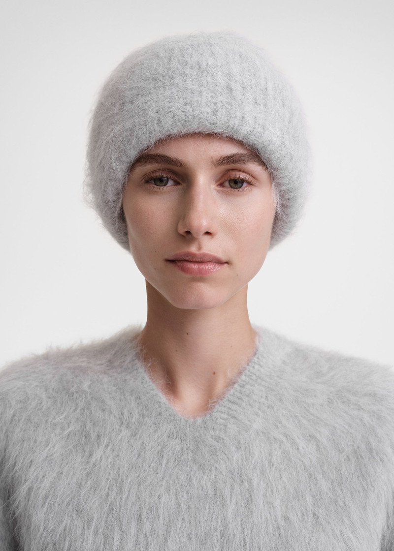 Totême Alpaca knit beanie light grey melange outlook