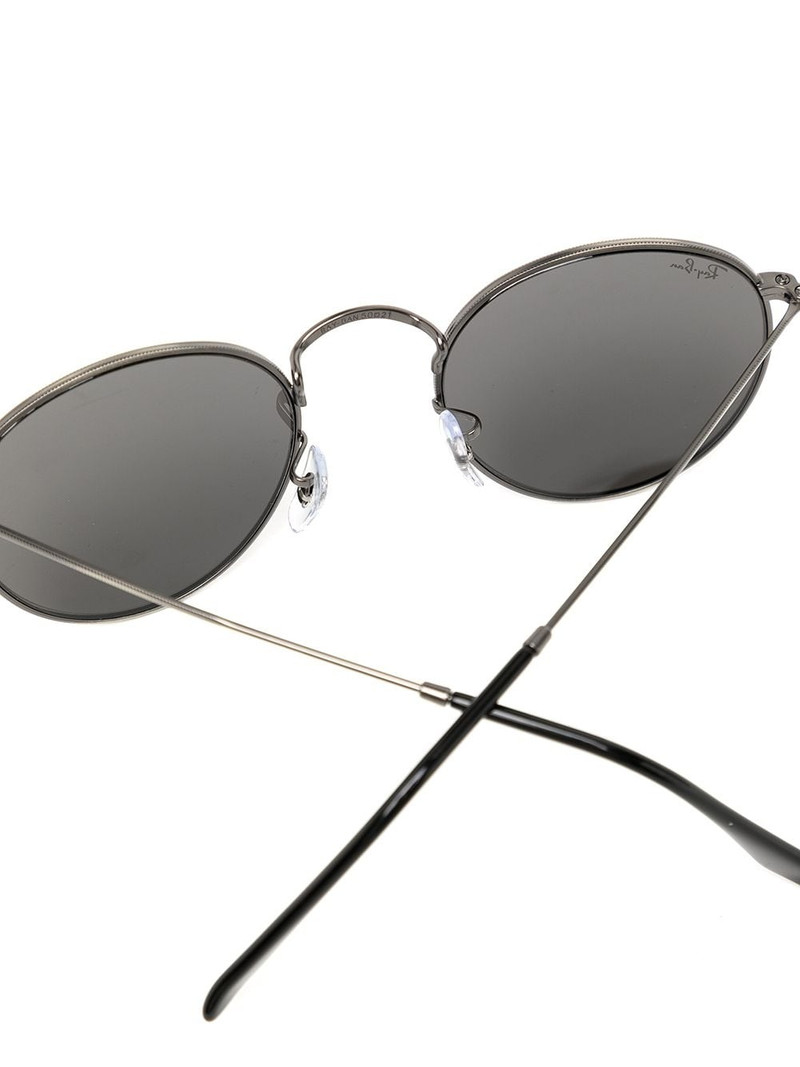 Round tinted sunglasses 3