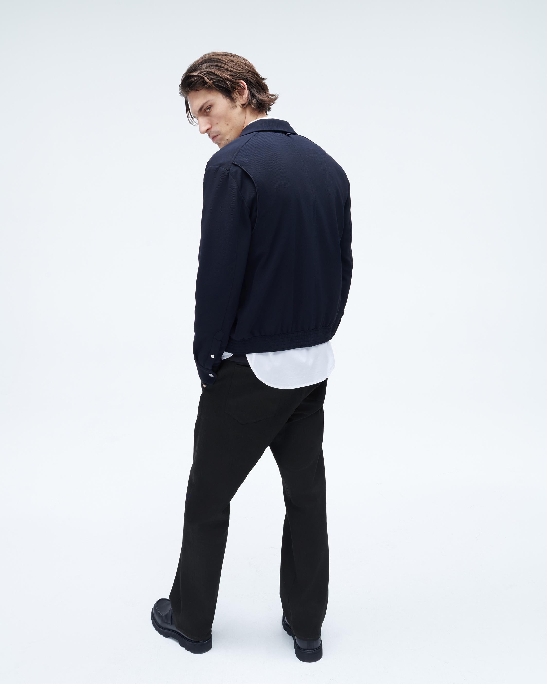 RB24 - Raw Black
Straight Fit Washed Black Jean - 4